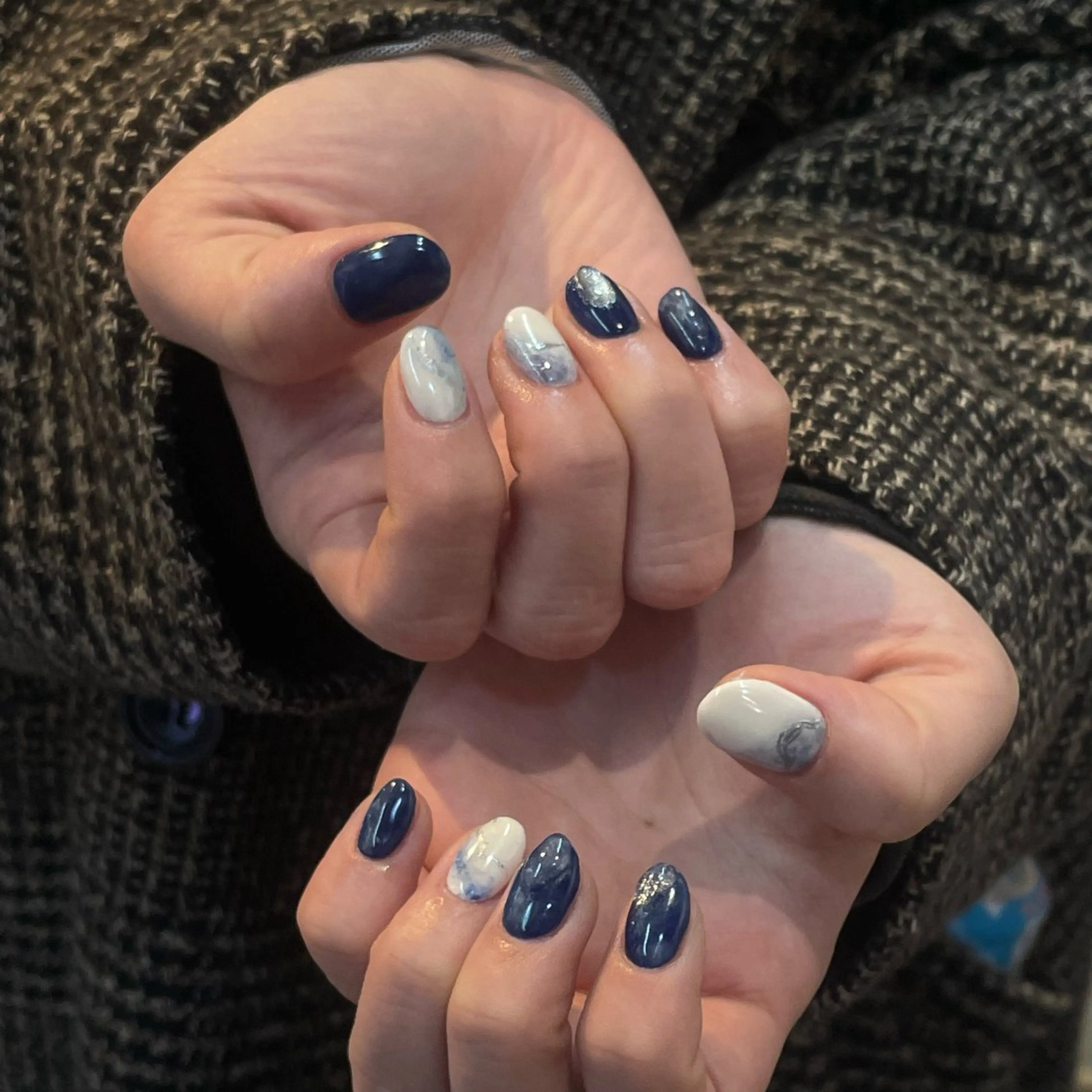 ネイル ハンドネイル ハンドケア 艶ｶﾗｰ･:*個性派 ﾈｲﾙ🦋mire-のネイルデザイン