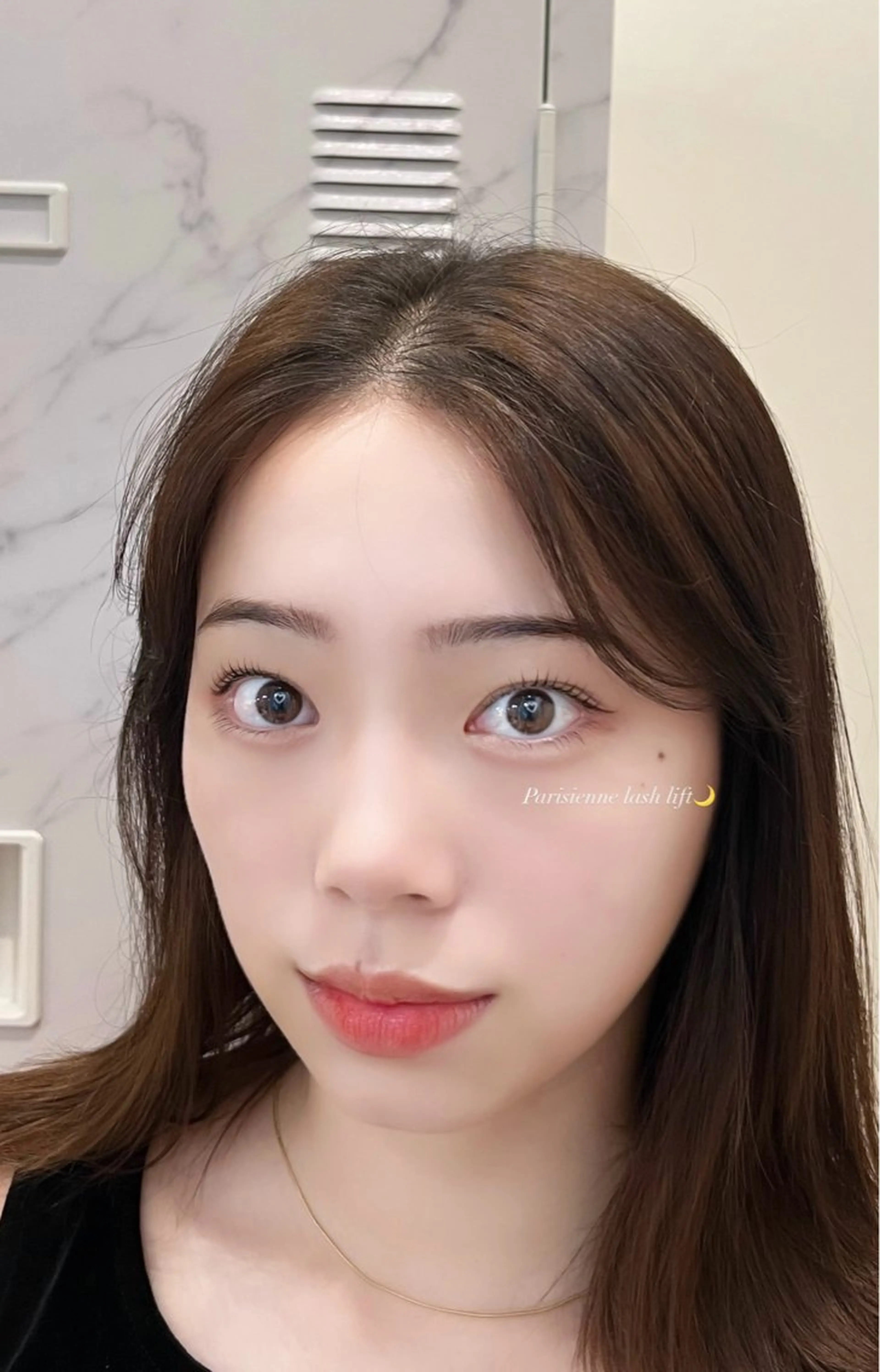 マツエク・マツパ 束感まつ毛 パリジェンヌラッシュリフト 一重×まつ毛パーマ レイヤーカット┊ 透 明感カラー┊ YUIのヘアスタイル