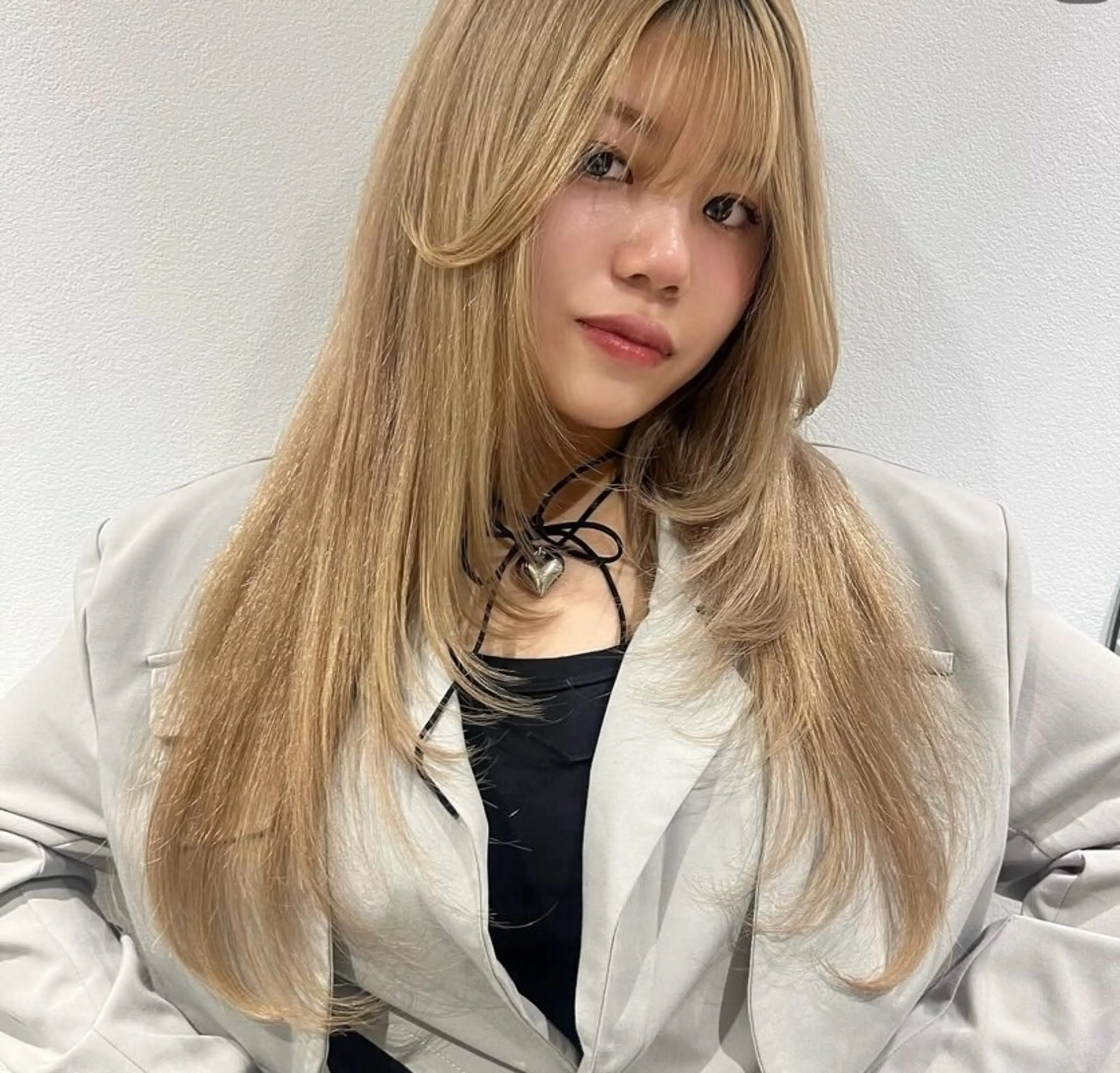 【練習モデル】レディースカット｜レイヤー／顔まわり／前髪カット対応の写真