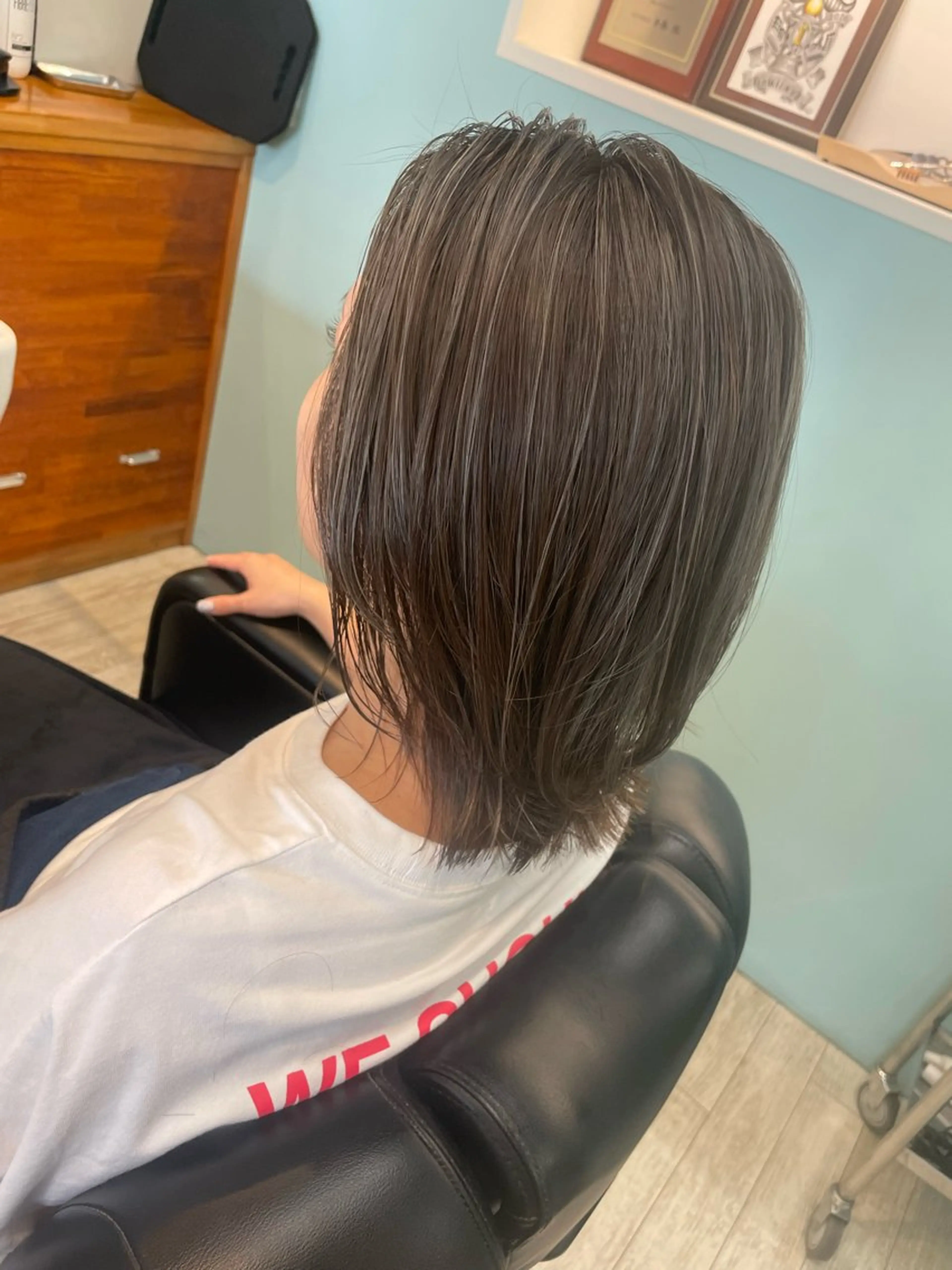 ミディアム カラー 透明感カラー ハイライトカラー ハイライト カット ヘアカラー トリートメント 通い続けられるサロン ママ美容師　明日香のヘアスタイル