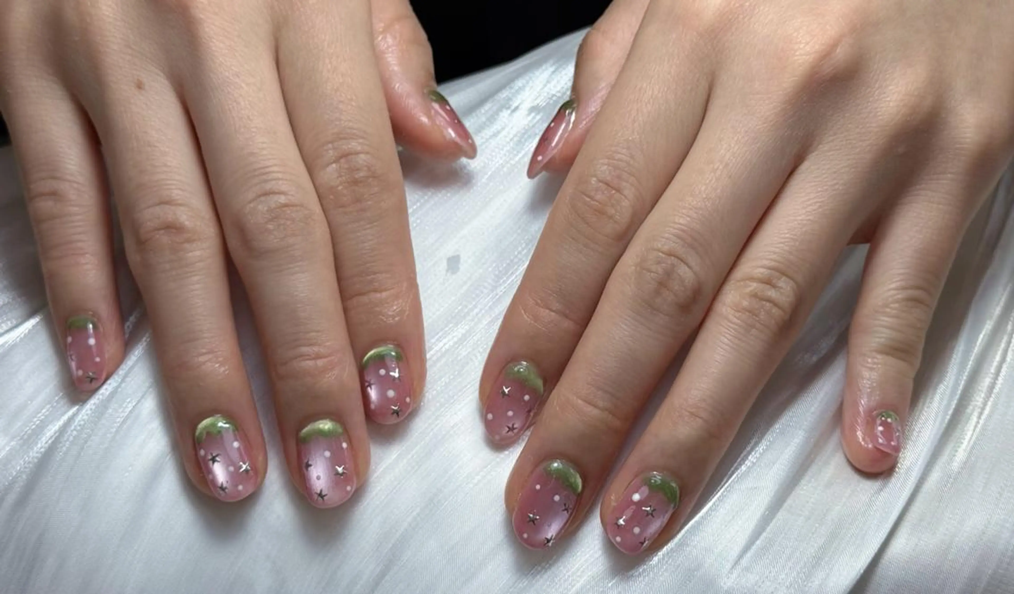 ネイル 高田馬場 minikikiのネイルデザイン