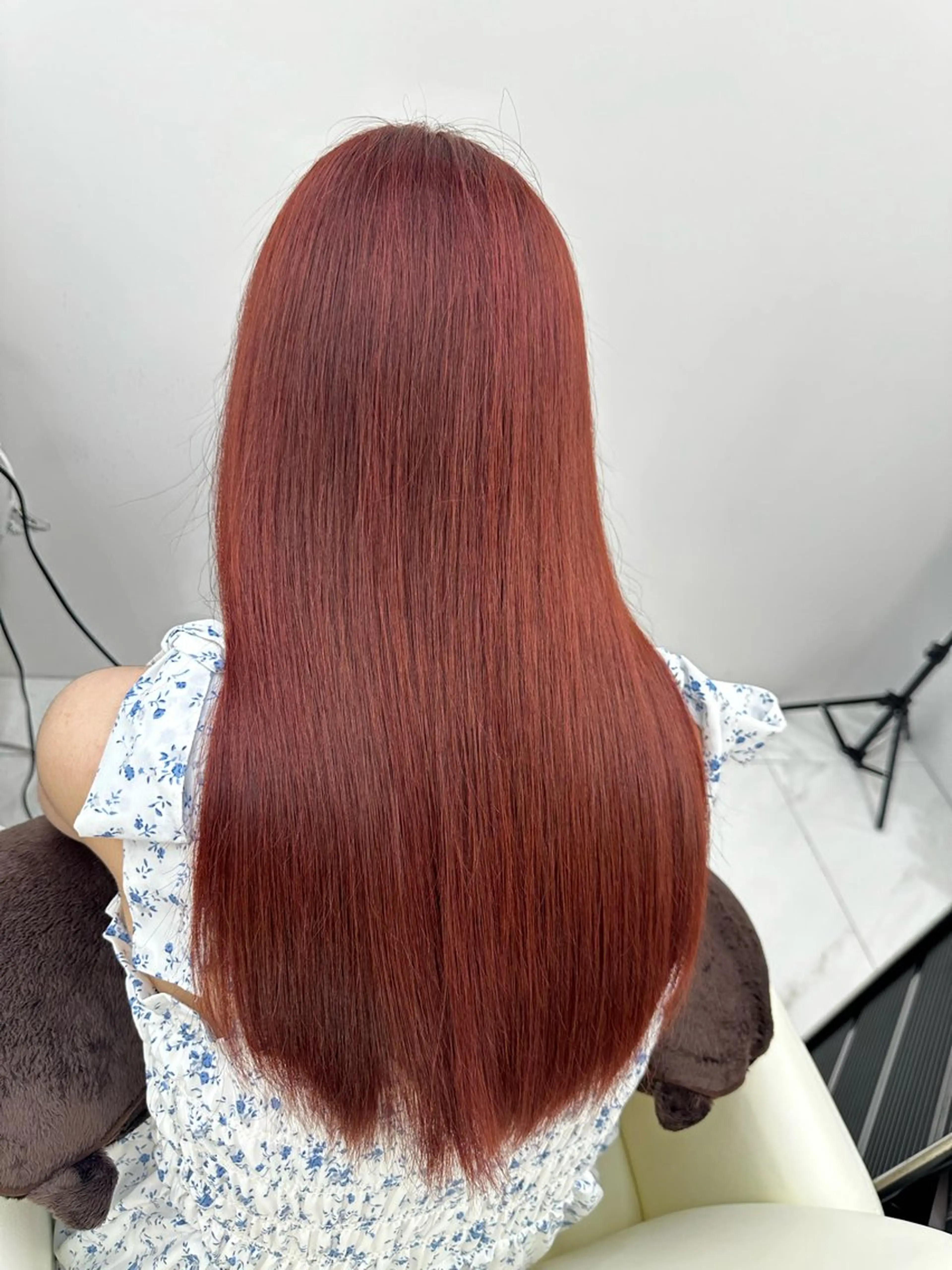 カラー ブリーチ ブリーチなしカラー ヘアカラー トリートメント ヘアセット 韓国風レイヤーカラー ライムのヘアスタイル