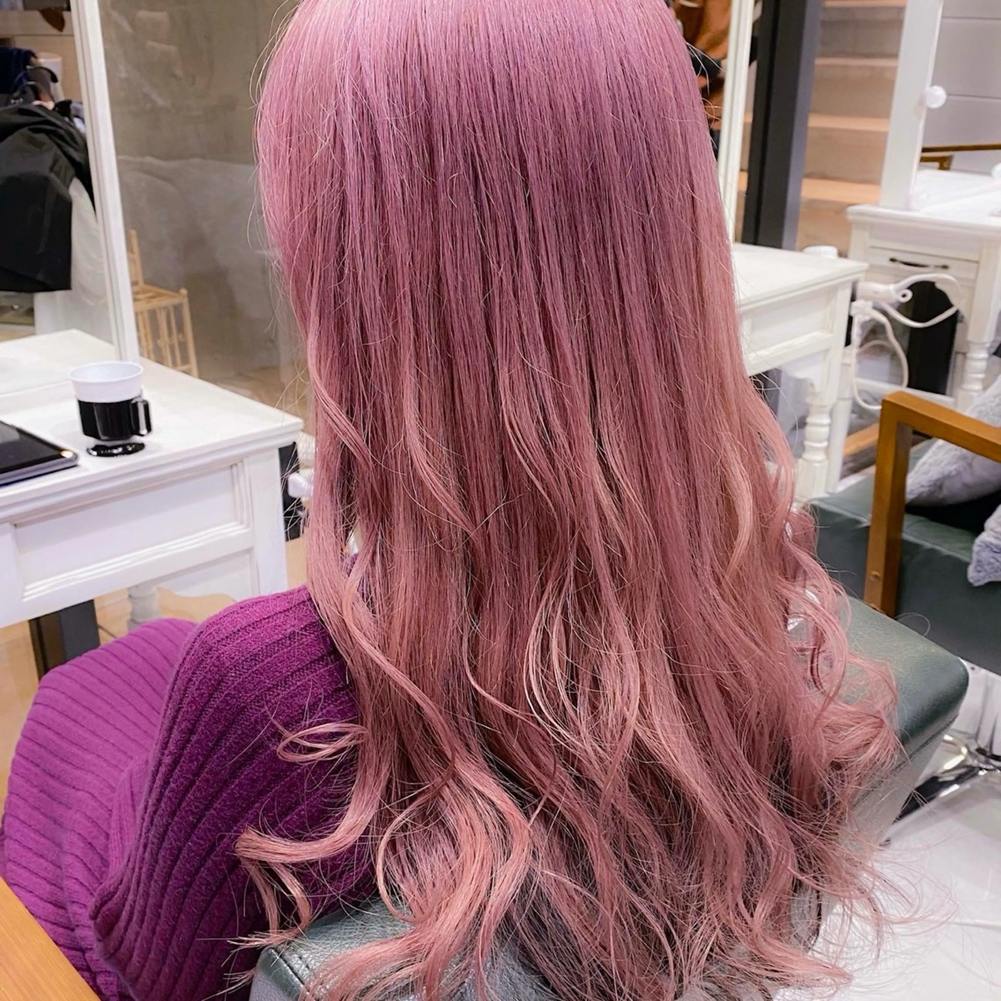 ロング カラー ブリーチ デザインカラー ハイトーンカラー ピンクカラー ヘアカラー トリートメント DAYS Men’sのヘアスタイル