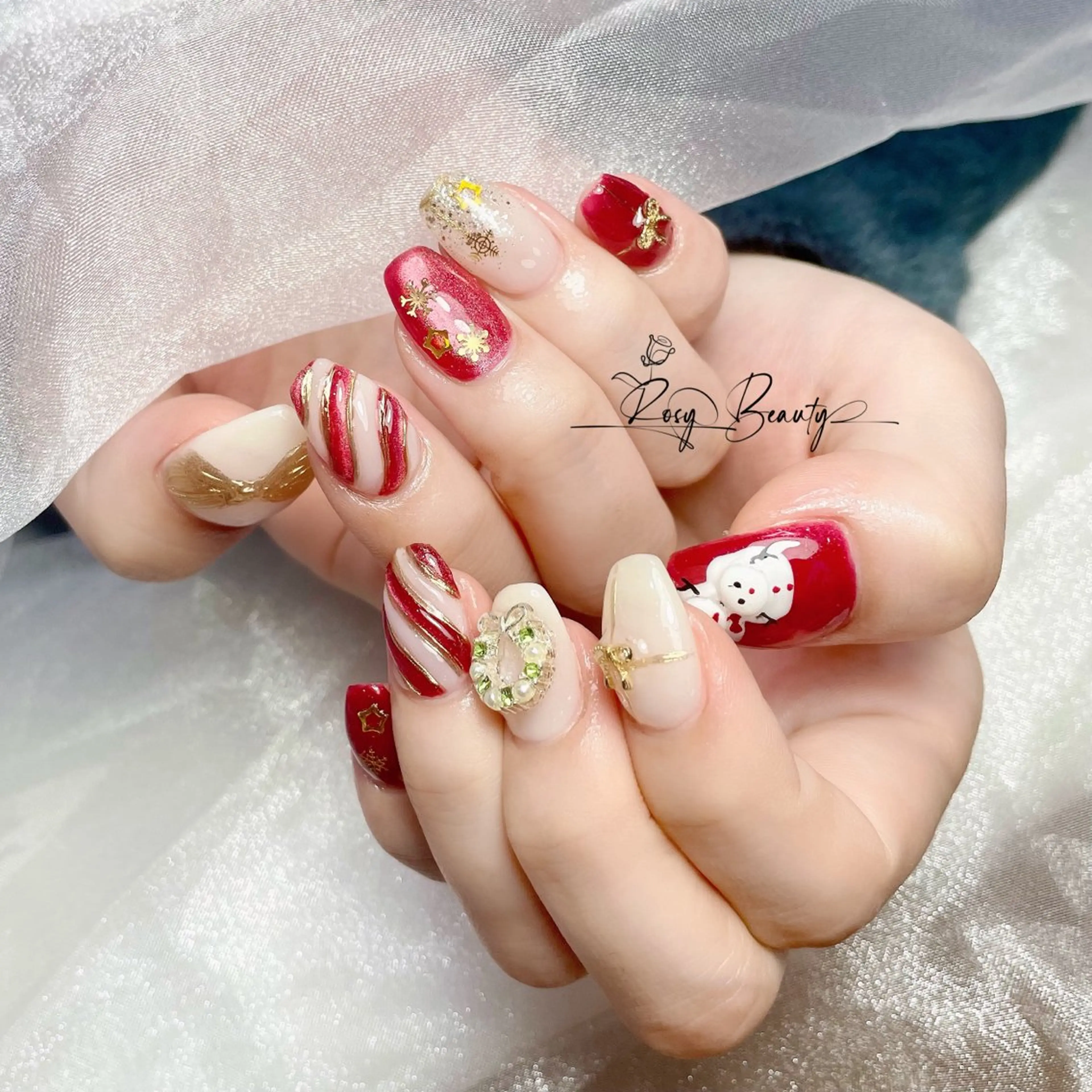 ネイル ハンドネイル RosyBeauty Salonのネイルデザイン