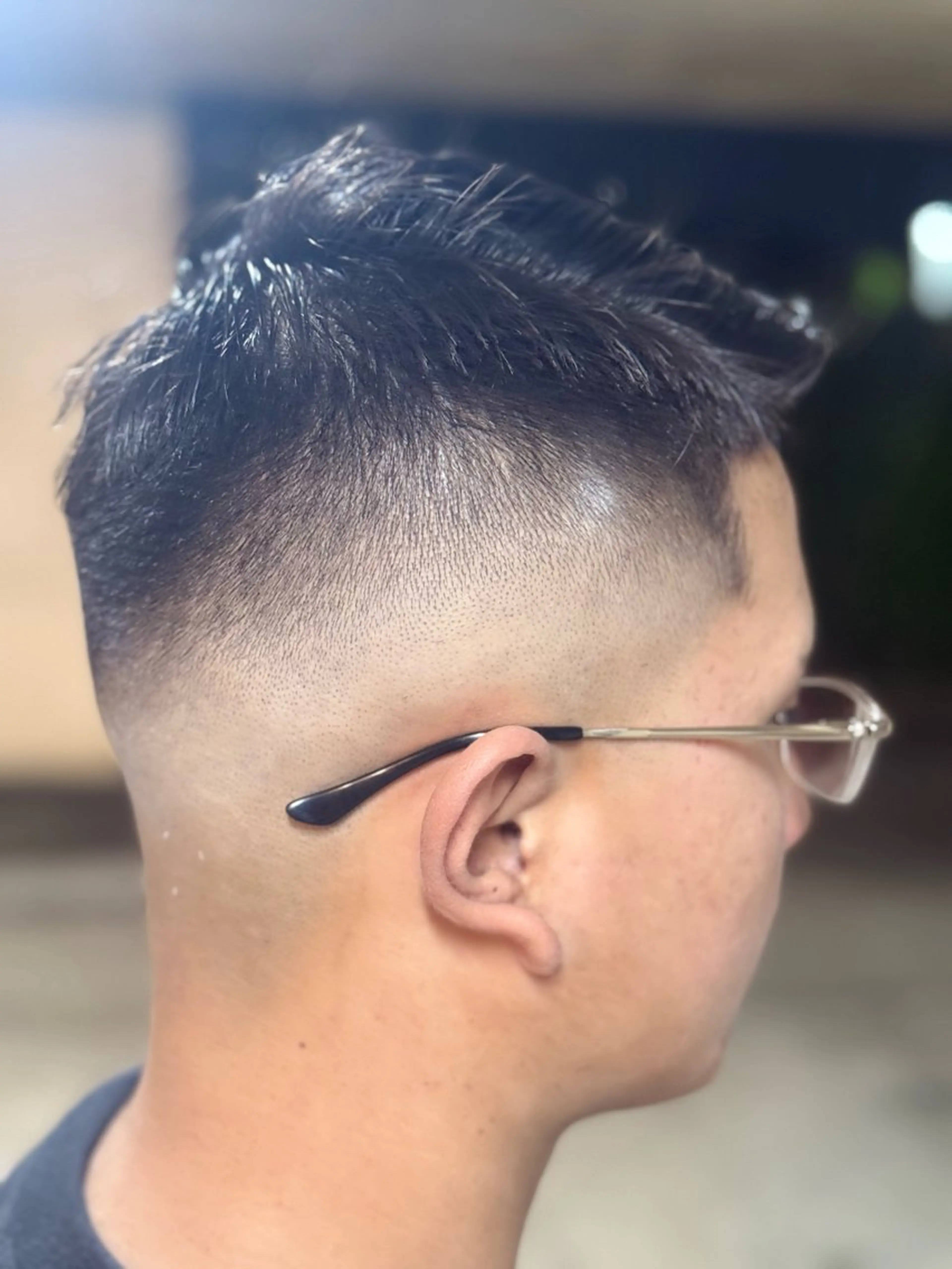 ショート メンズ 足立 享祐のヘアスタイル