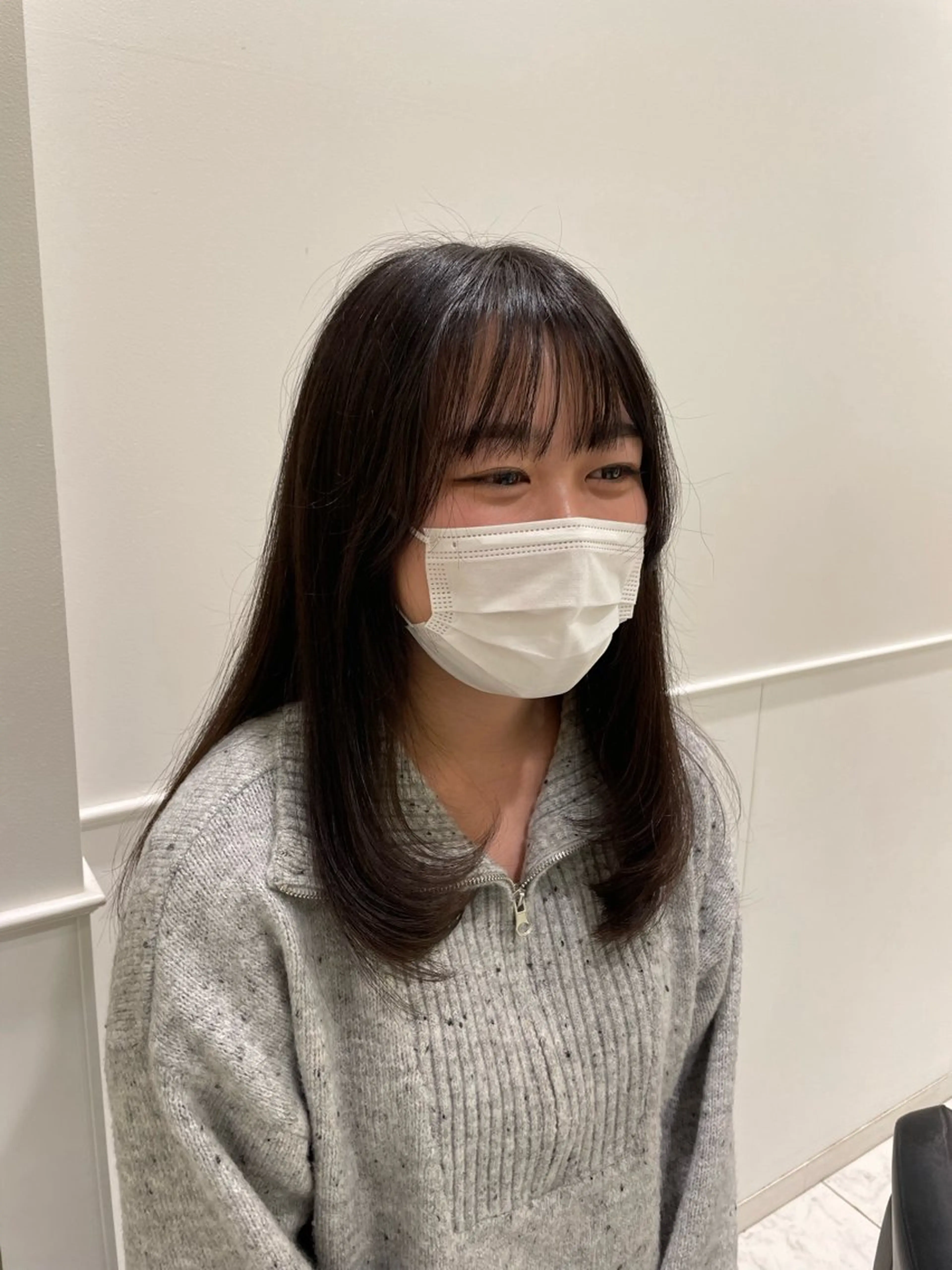 ロング 顔まわりレイヤー 顔周りカット レイヤーカット カットモデル無料✨ 塚田のヘアスタイル