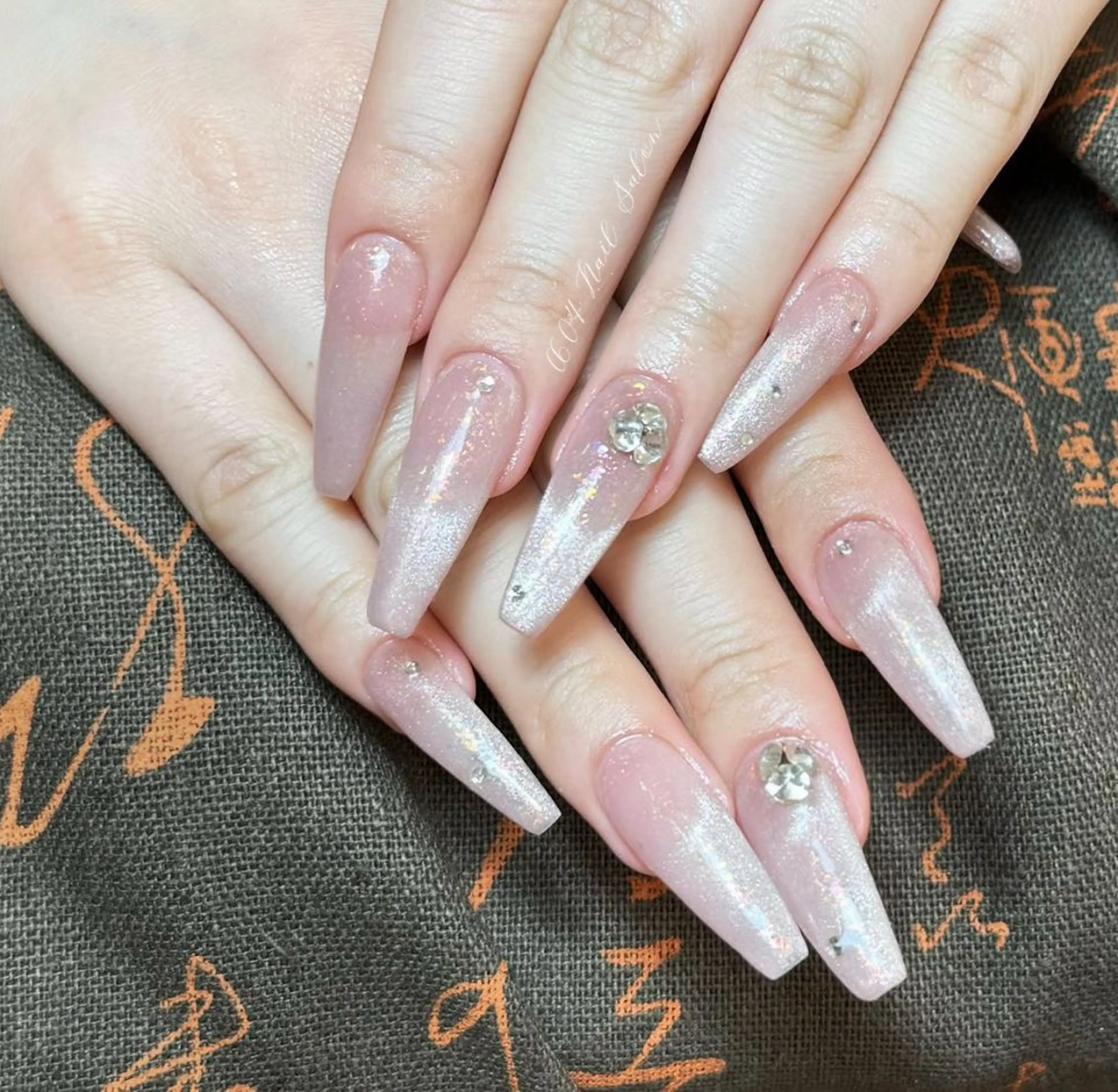 ネイル ishiro 🍂のネイルデザイン