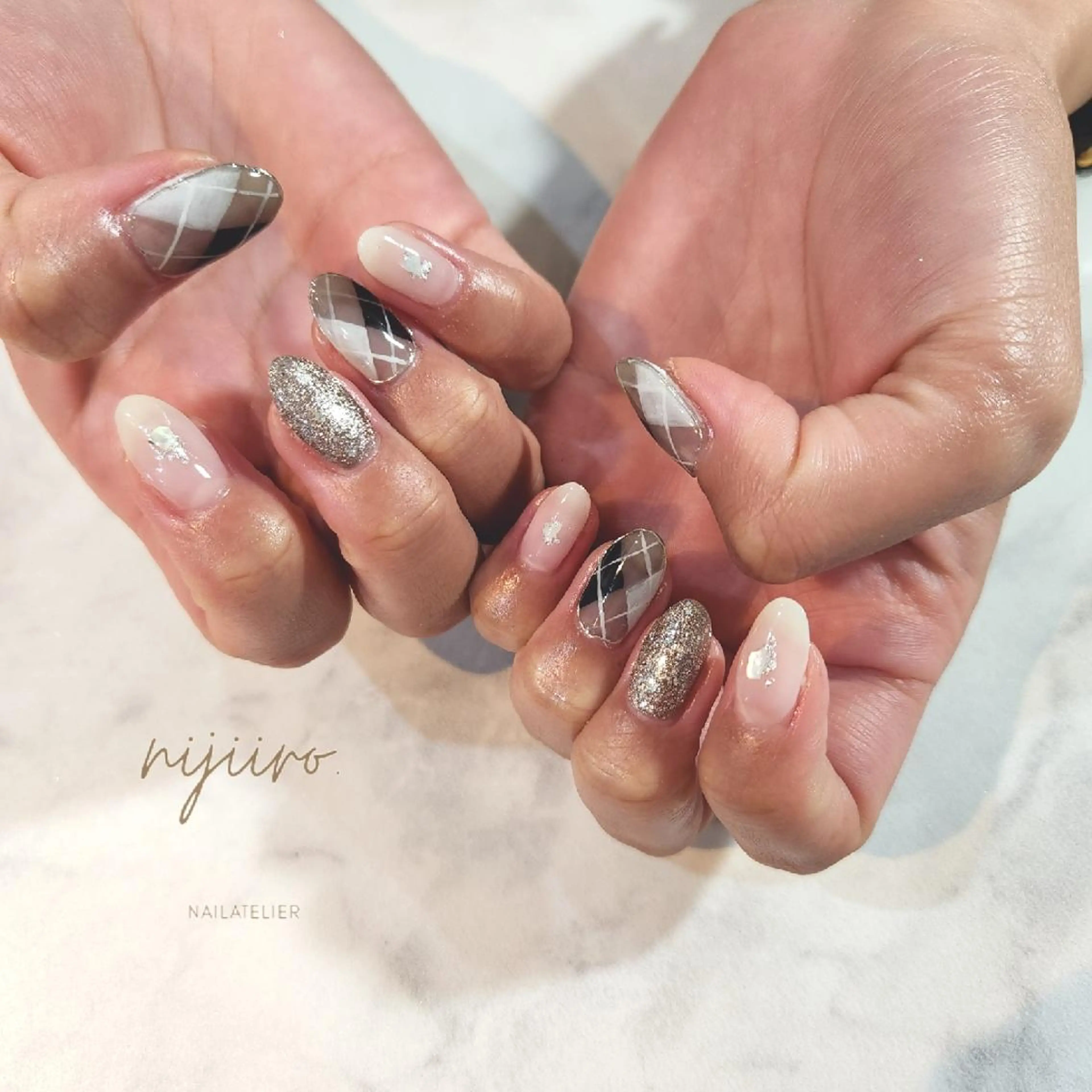 ネイル ハンドネイル nijiiro🌈 サトウのネイルデザイン