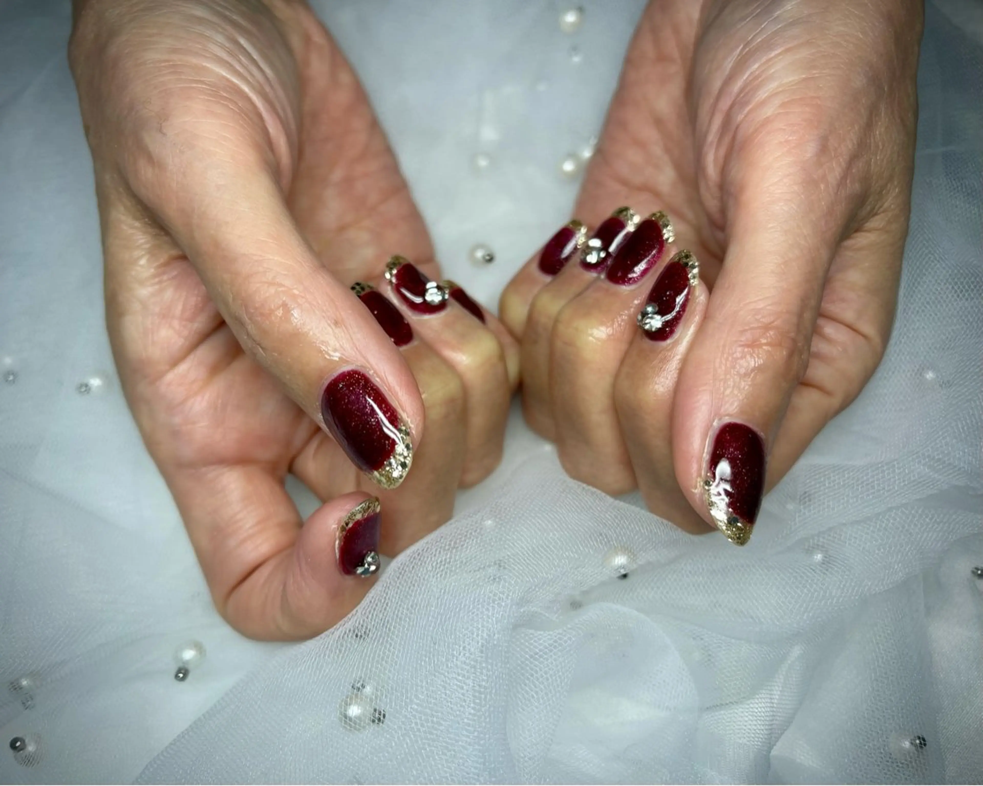 ネイル ボルドー マグネットネイル CREA nailsalonのネイルデザイン