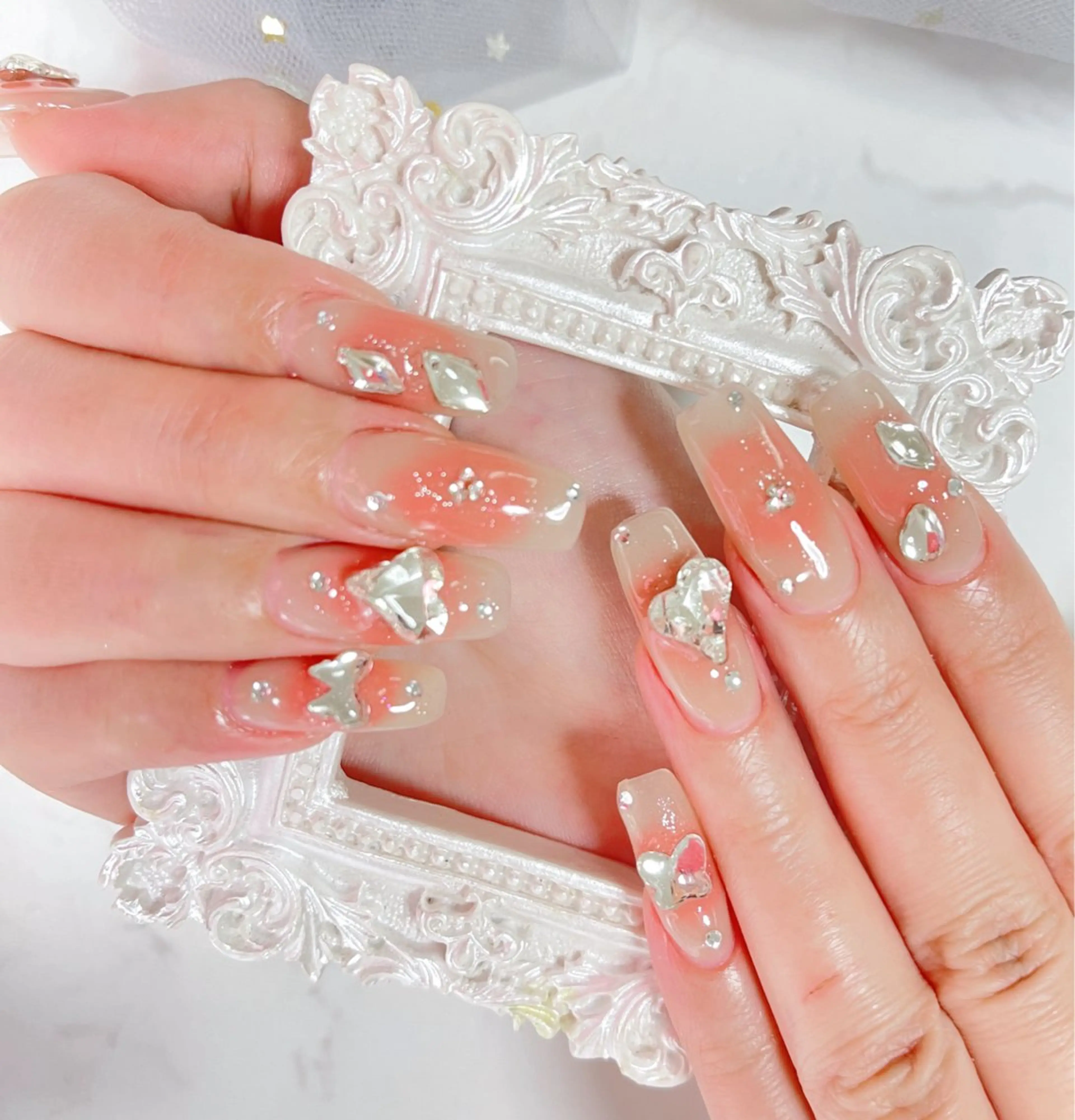 ネイル ハンドネイル 🎀ネイルサロン エクラYUI🎀のネイルデザイン