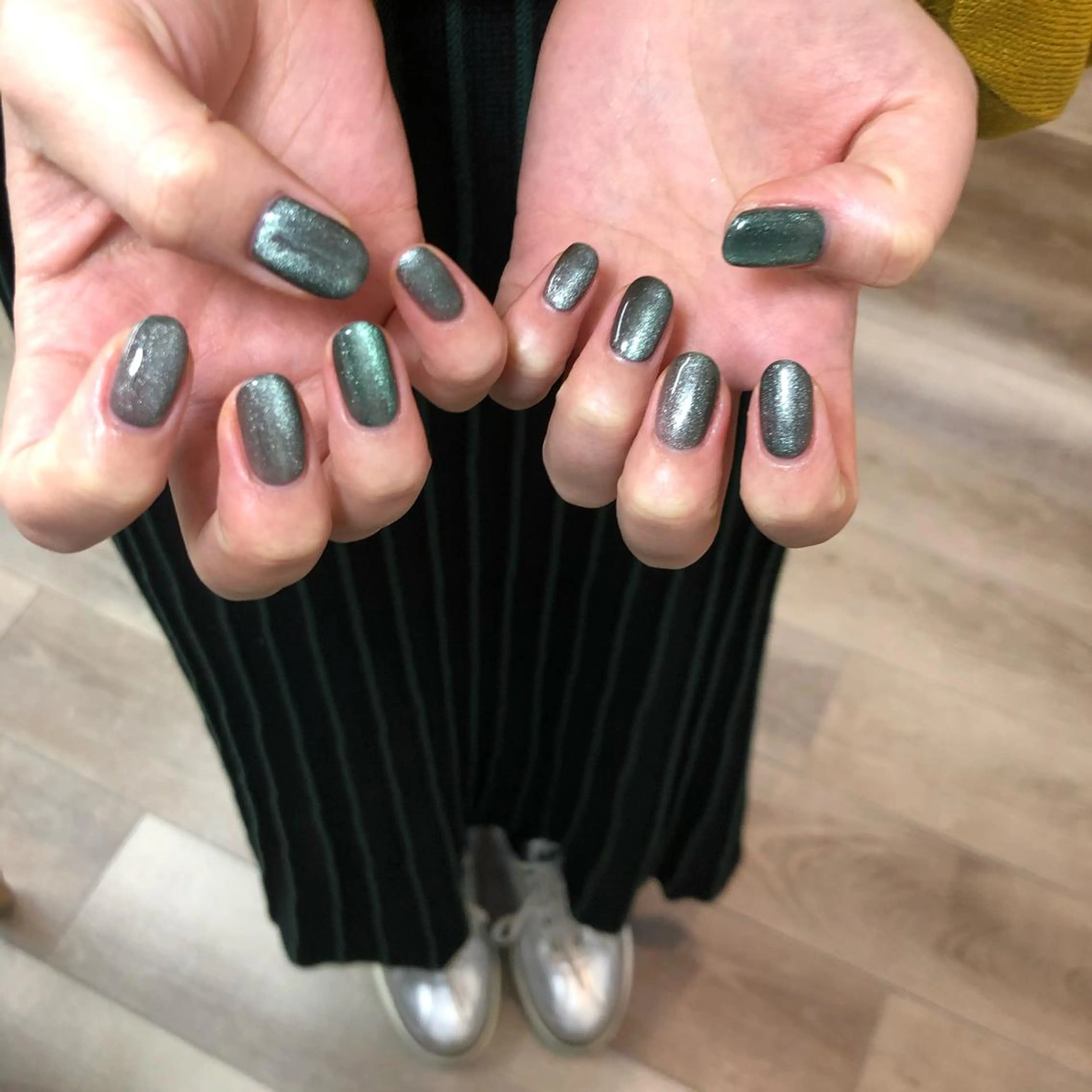 ネイル キラキラネイル マグネットネイル ワンカラーネイル nail 1997のネイルデザイン