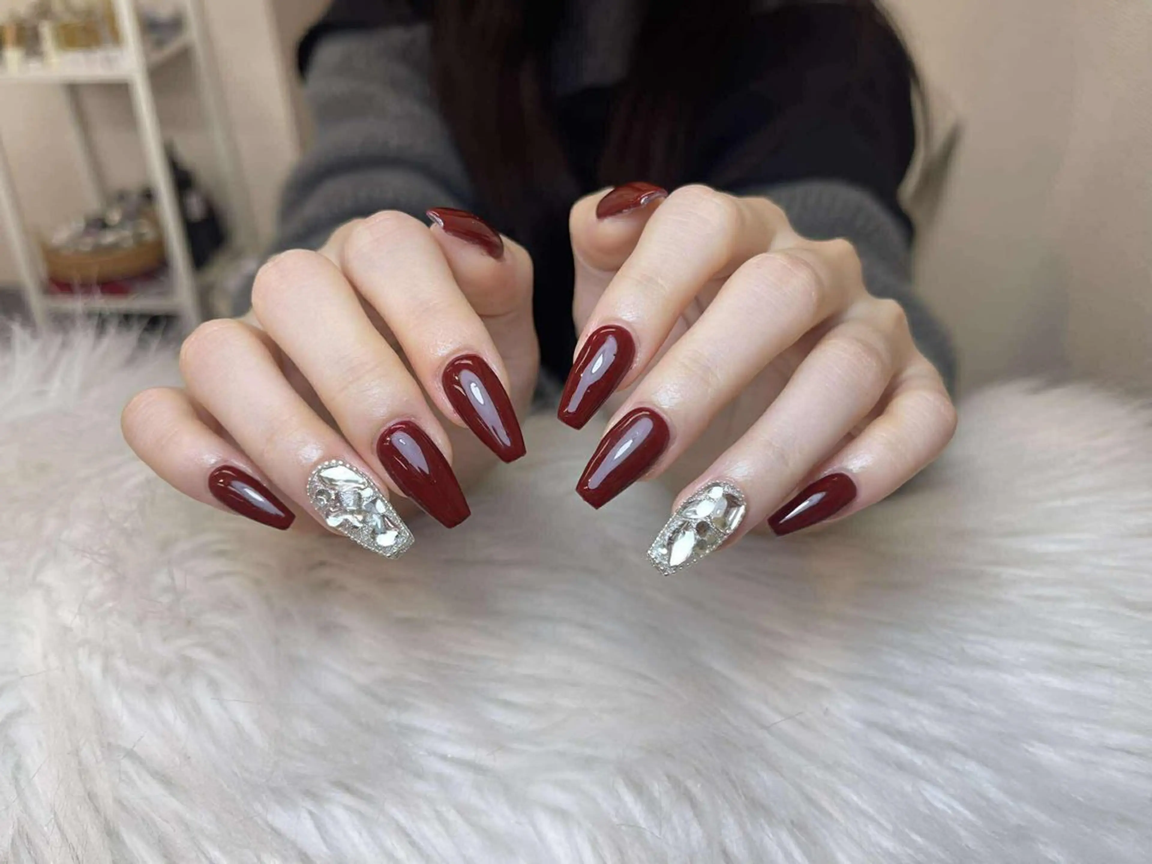 ネイル ハンドネイル NIE MoMoのネイルデザイン