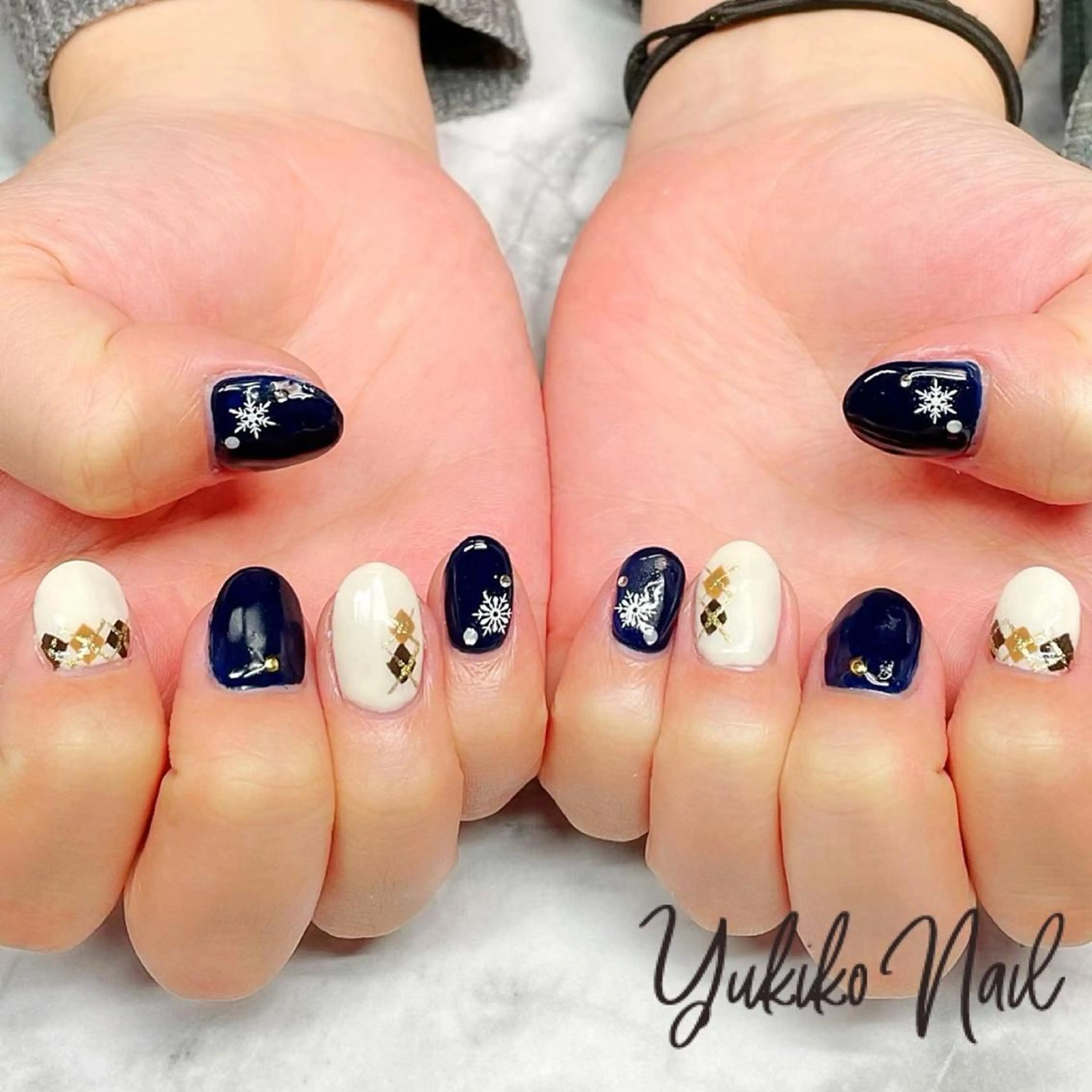 ネイル 冬ネイル ハンドネイル ユキコ ネイルのネイルデザイン