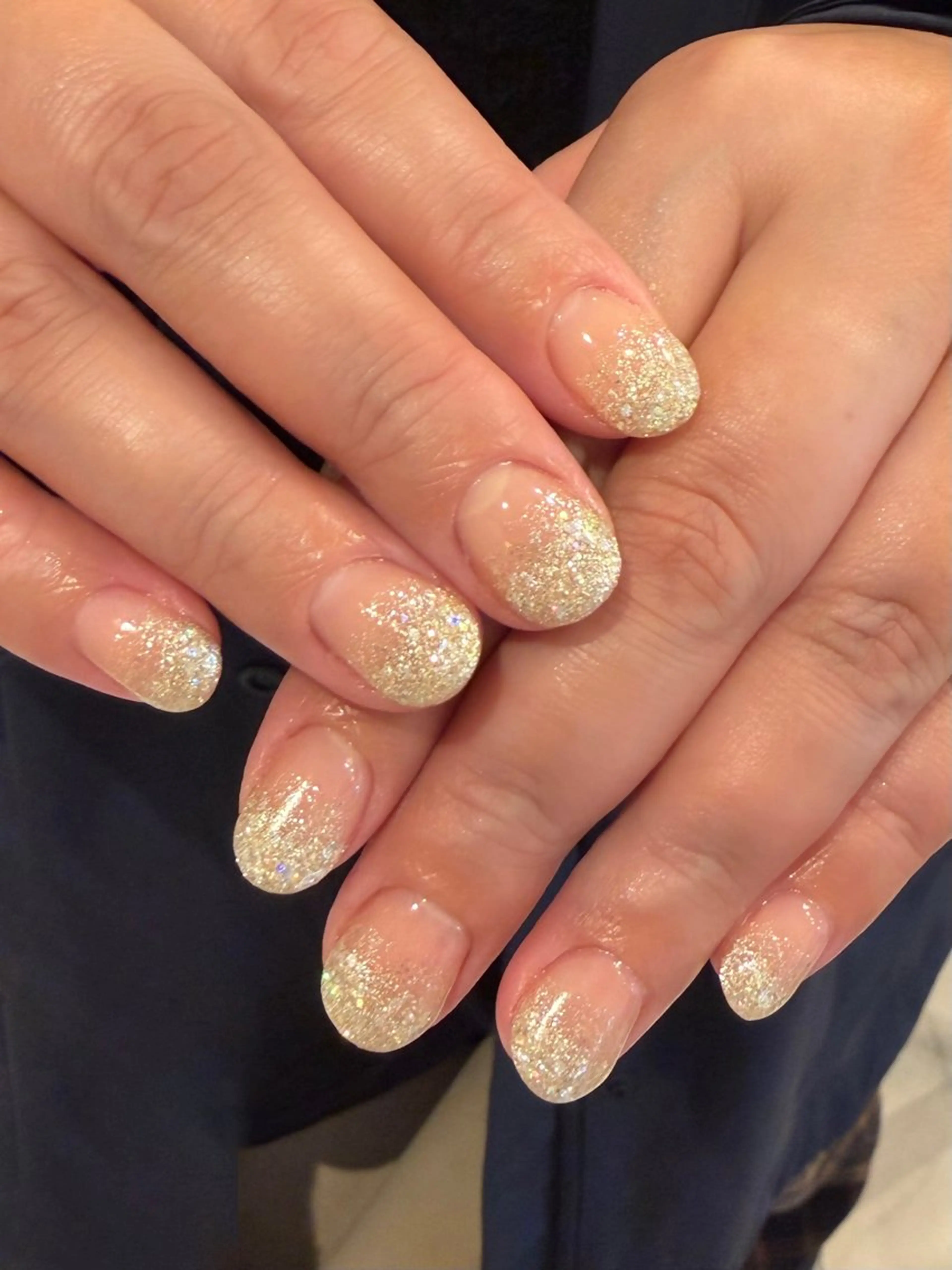 ネイル グラデーション ラメ(グリッター) ラメグラデーション シルバー ホワイト salon madre Sakiのネイルデザイン