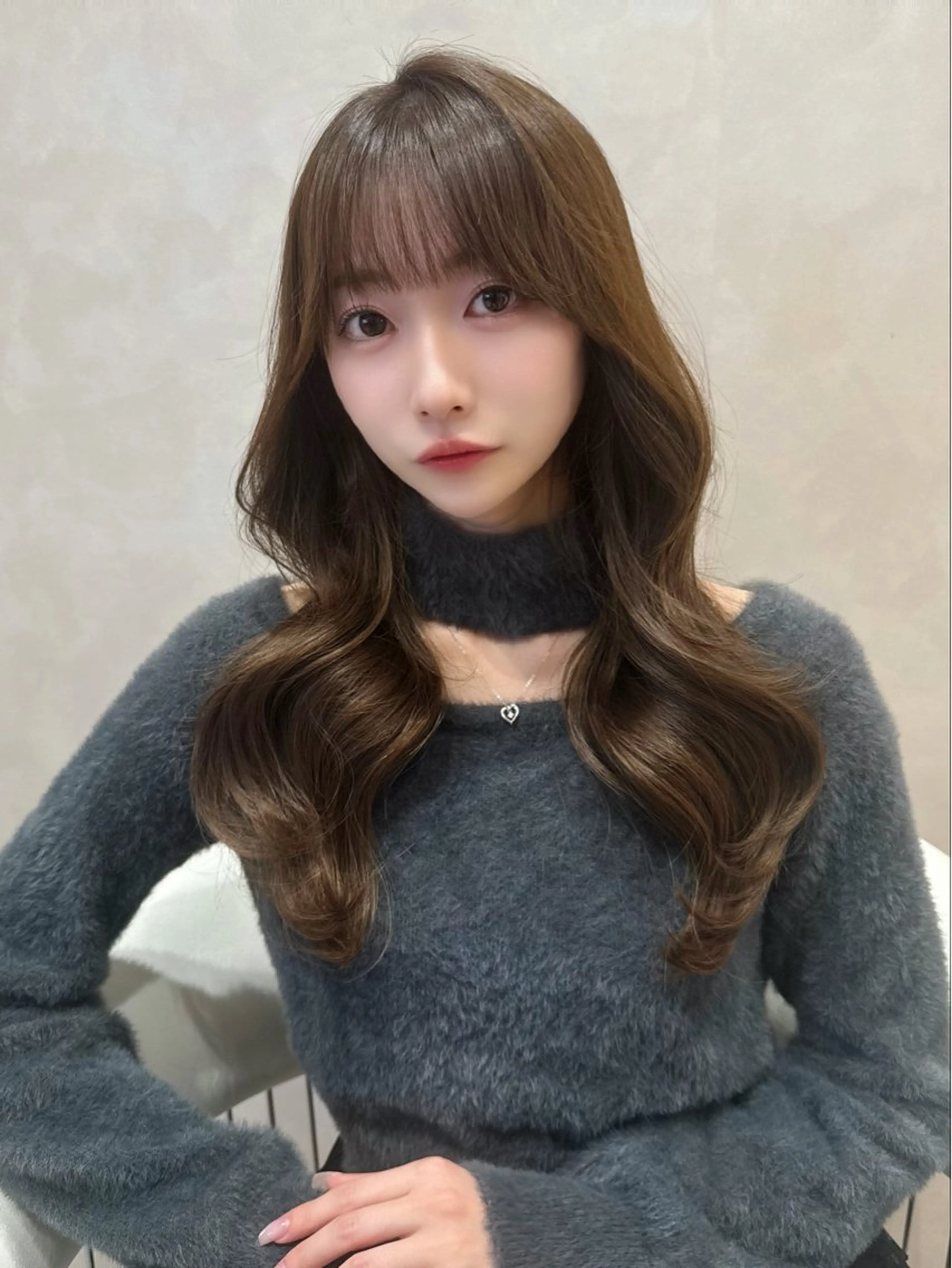 ロング くびれヘア 顔周りカット 韓国風ヘア レイヤーカット サイドバング カット ヘアカラー 韓国ヘア/レイヤー/ 前髪/髪質改善/石川のヘアスタイル