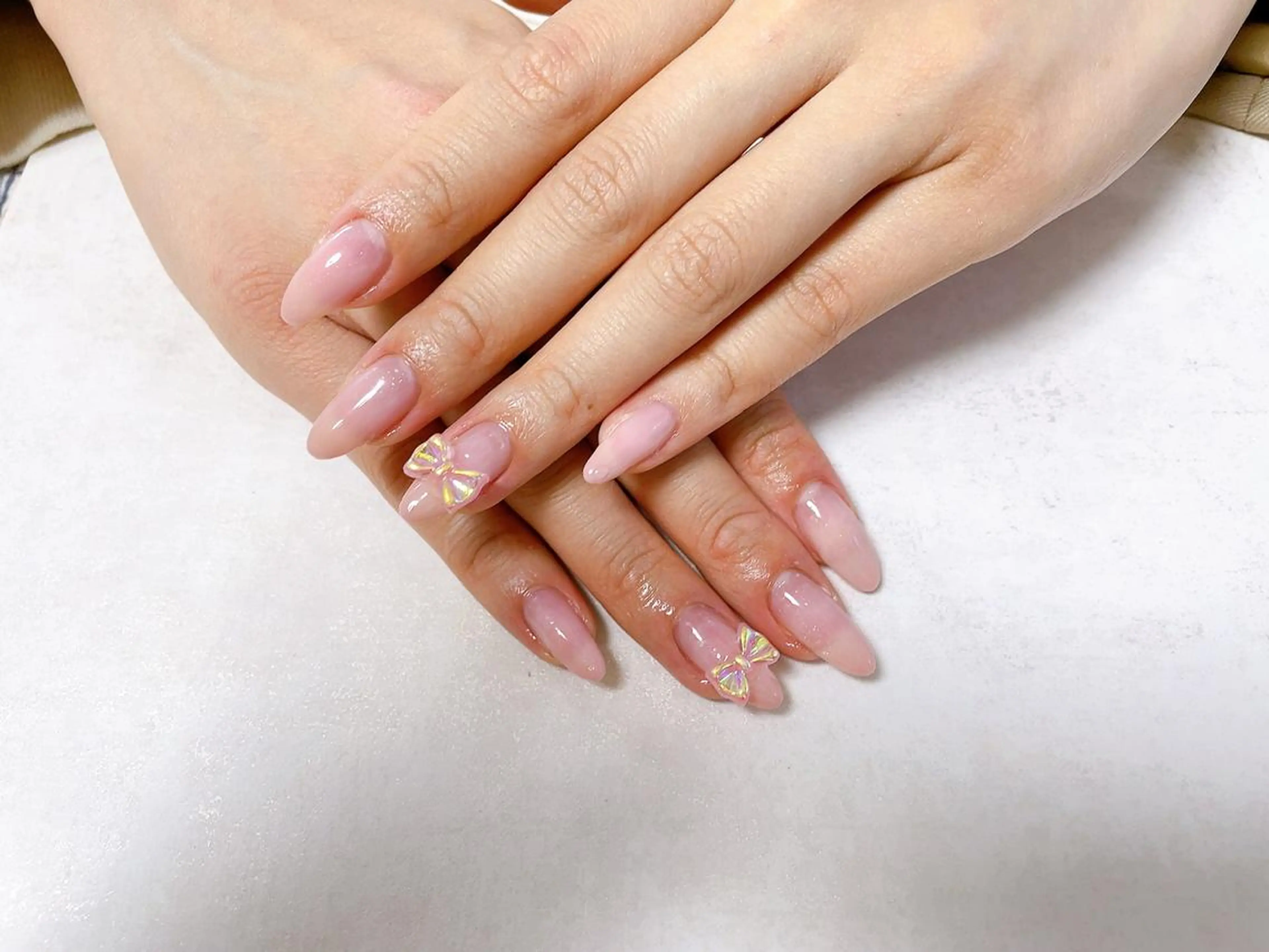 ネイル オーロラネイル フラワーネイル フットネイル フレンチネイル ジェルネイル mogunail &blowのネイルデザイン