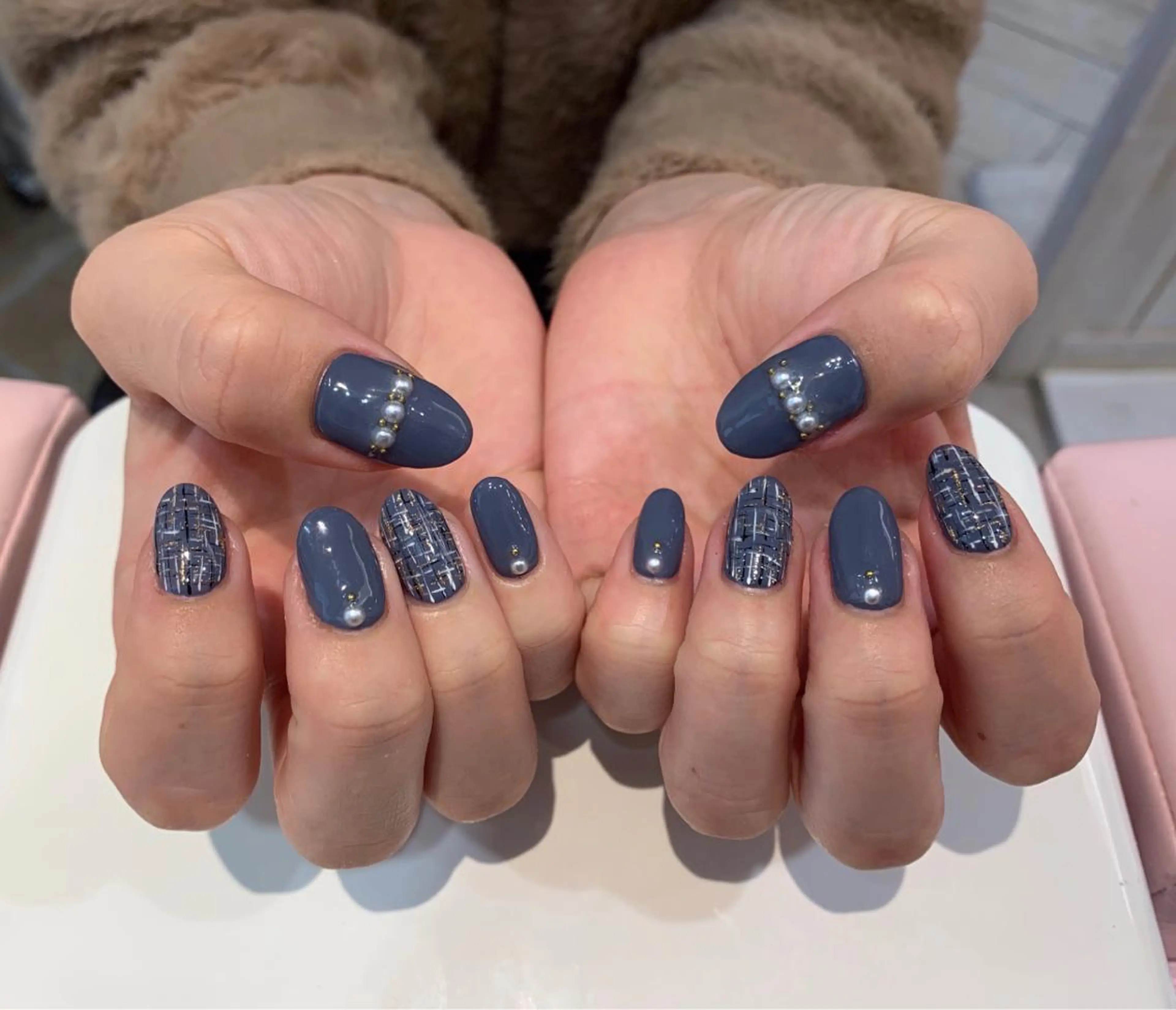 ネイル ツイードネイル 金田 純香のネイルデザイン