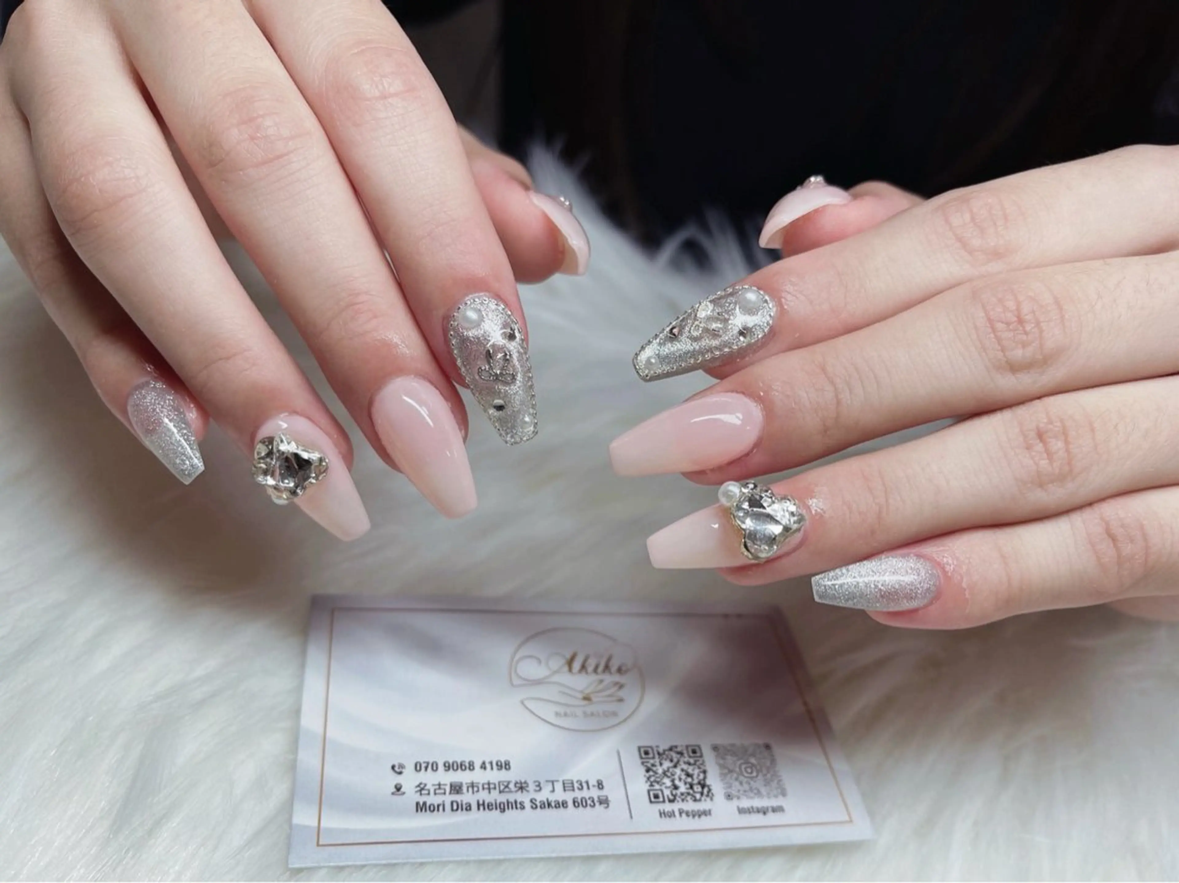 ネイル フットネイル ジェルネイル 韓国ネイル マグネットネイル 持ち込み AKIKO ネイルサロンのネイルデザイン