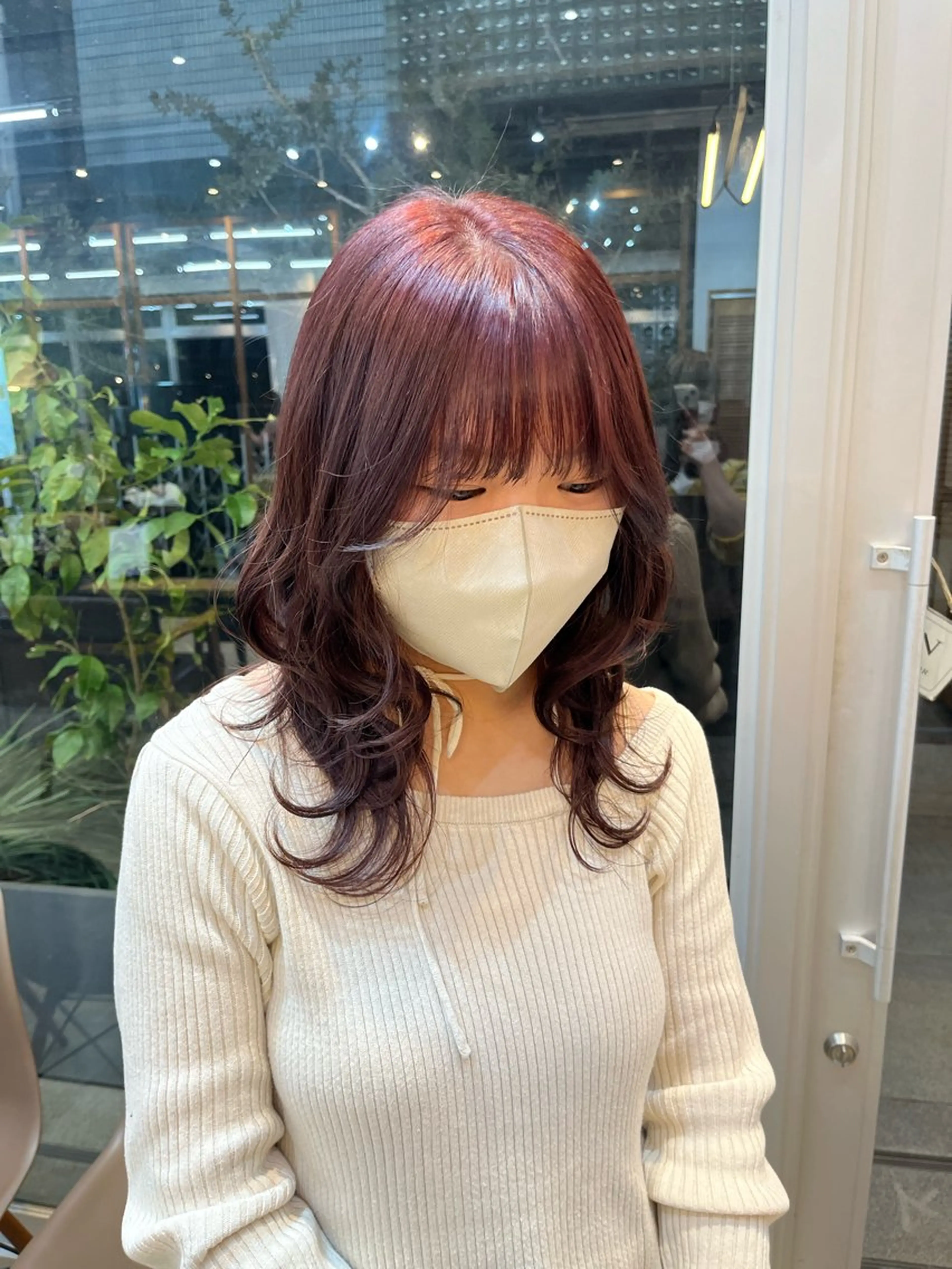 セミロング カラー 相田 佳乃のヘアスタイル