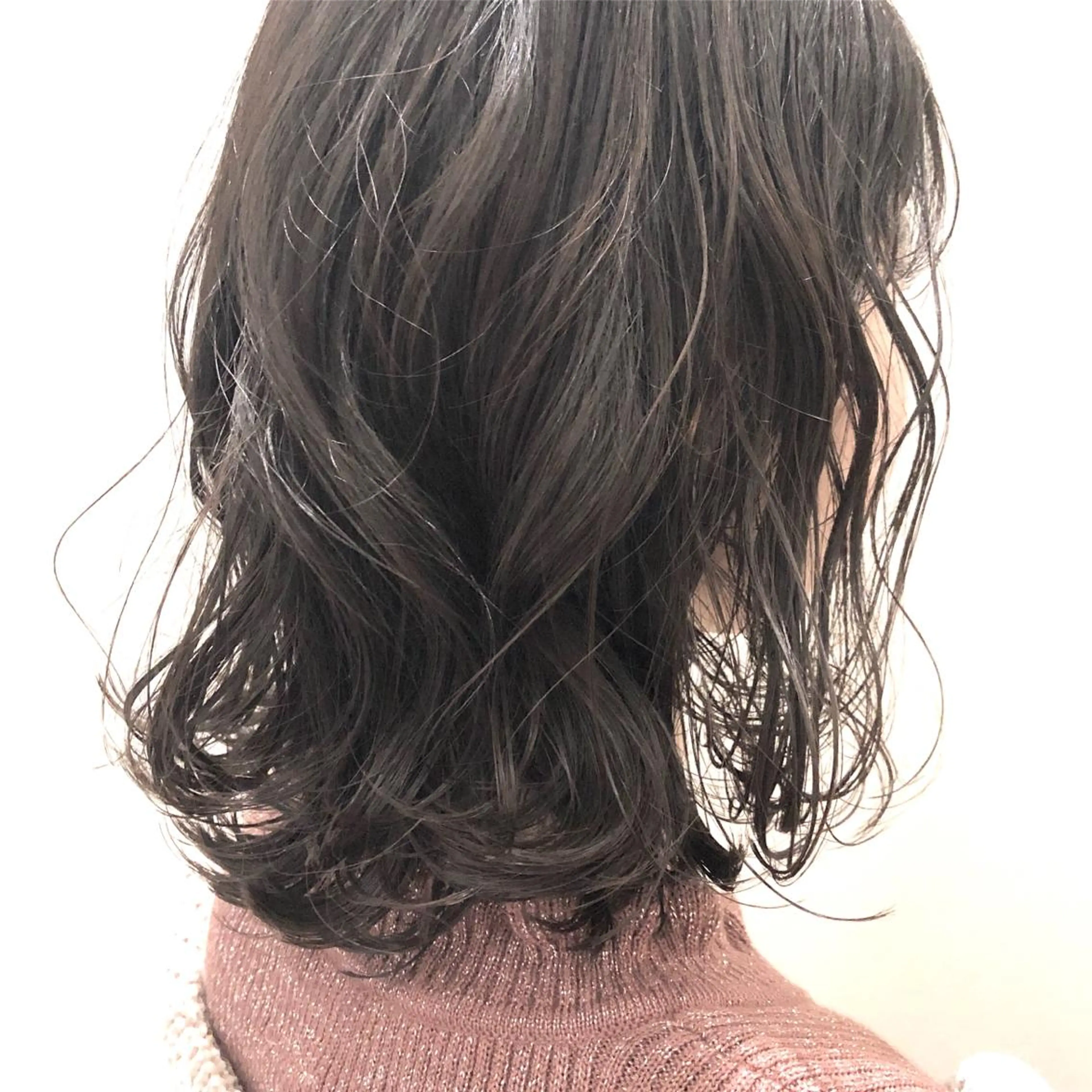 ショート カラー 切りっぱなしボブ ベージュカラー フォギーベージュ ボブ カット ヘアカラー トリートメント ニシダヒカリ🌙 髪質改善×似合わせのヘアスタイル