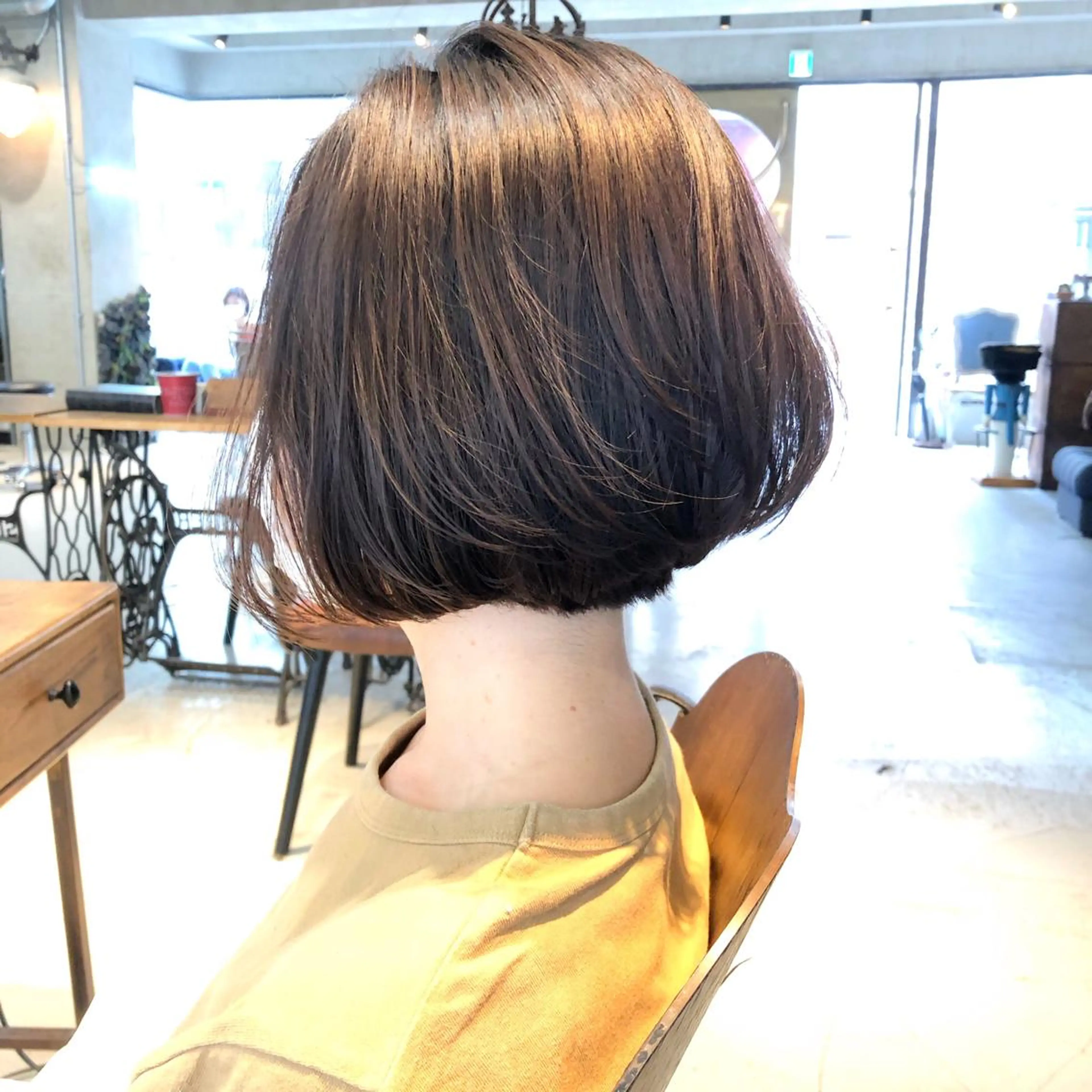 ショート カット SHARON（シャロン）所属・すきバサミを使わない カット✂️✨郡司泰之のヘアスタイル