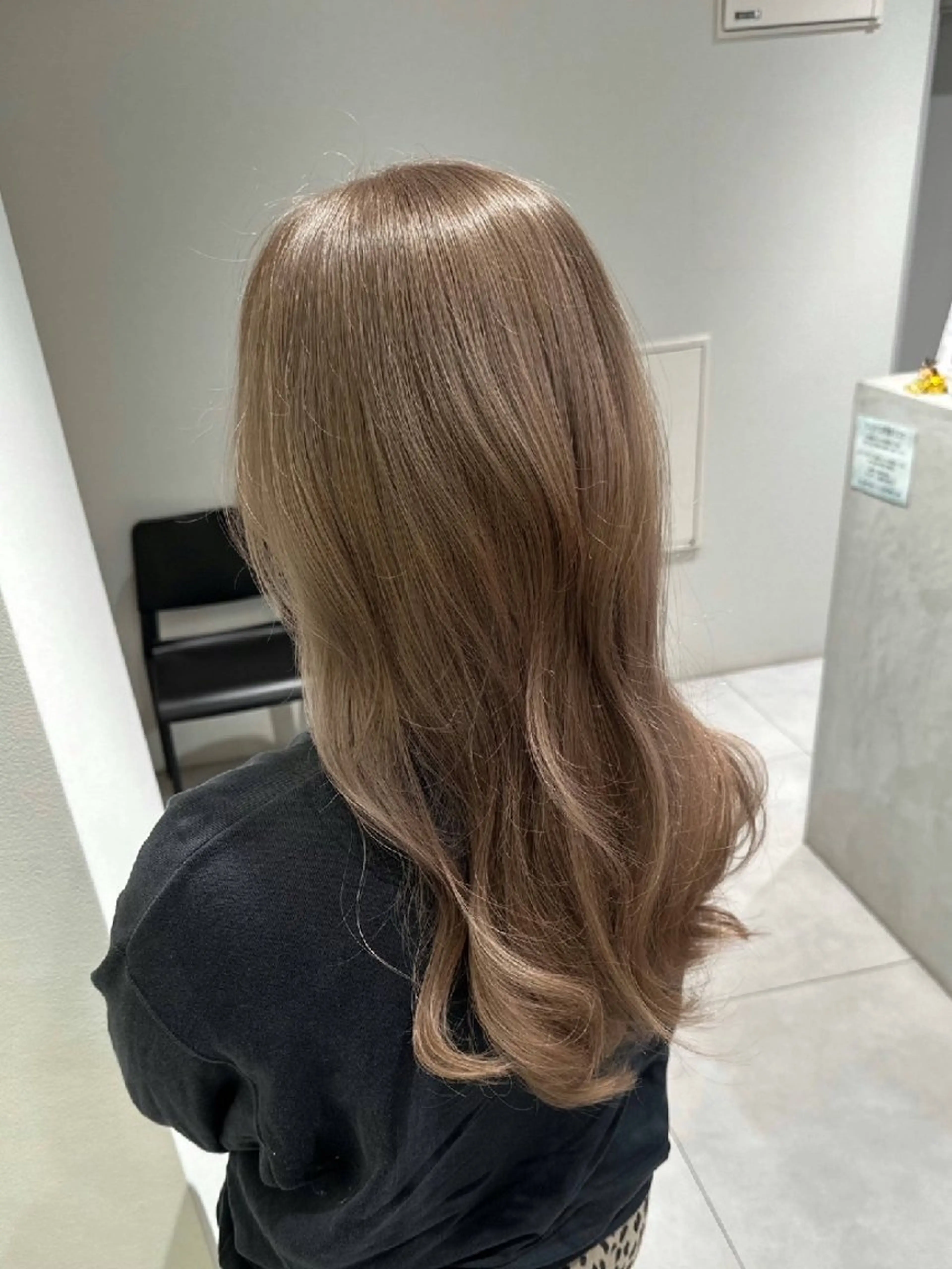 ロング カラー piLLon 心斎橋のヘアスタイル