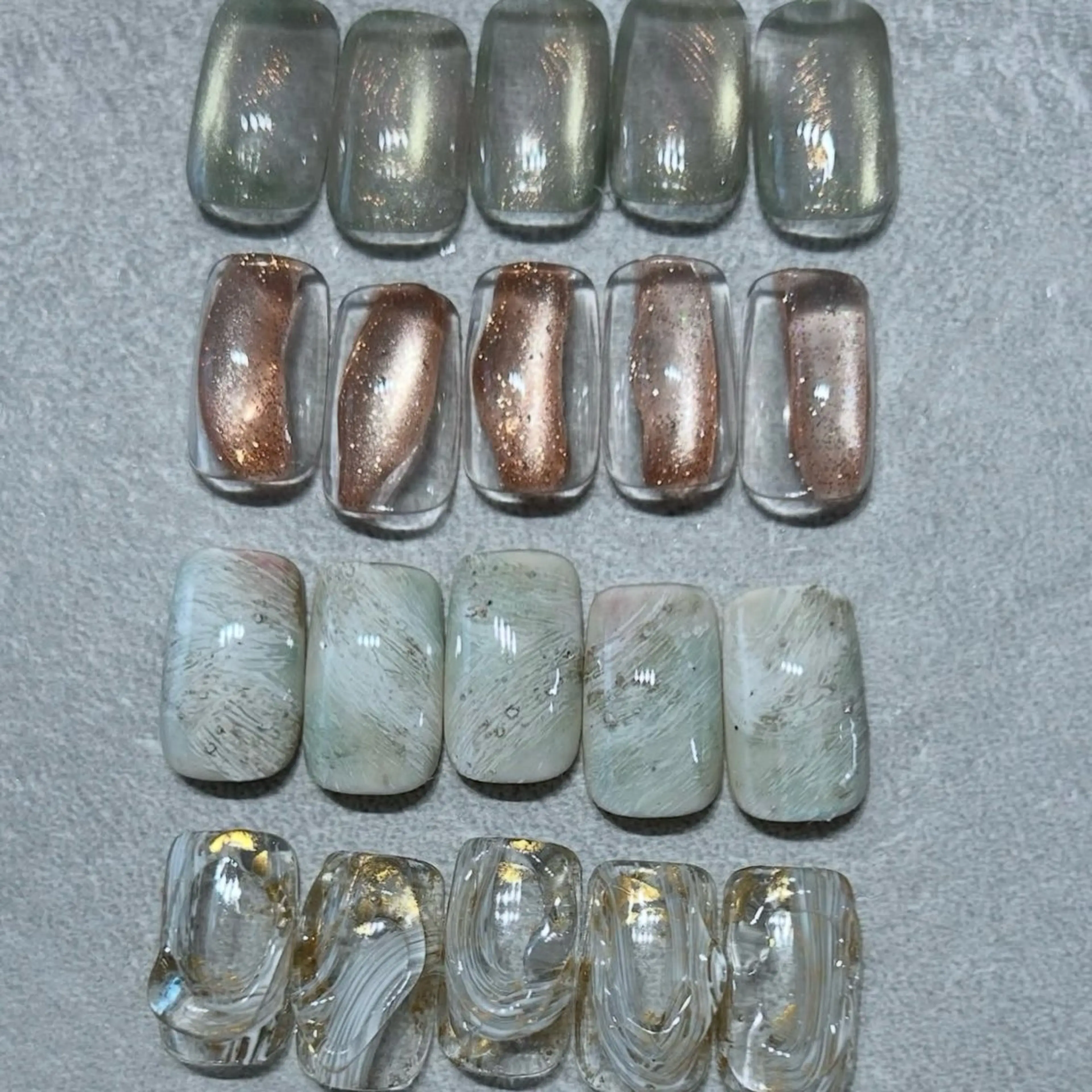 ネイル カジュアル クリアネイル ゴールド グリーン 氷ネイル・うるうるネイル ハンドネイル ハンドケア lylynail YUUKAのネイルデザイン