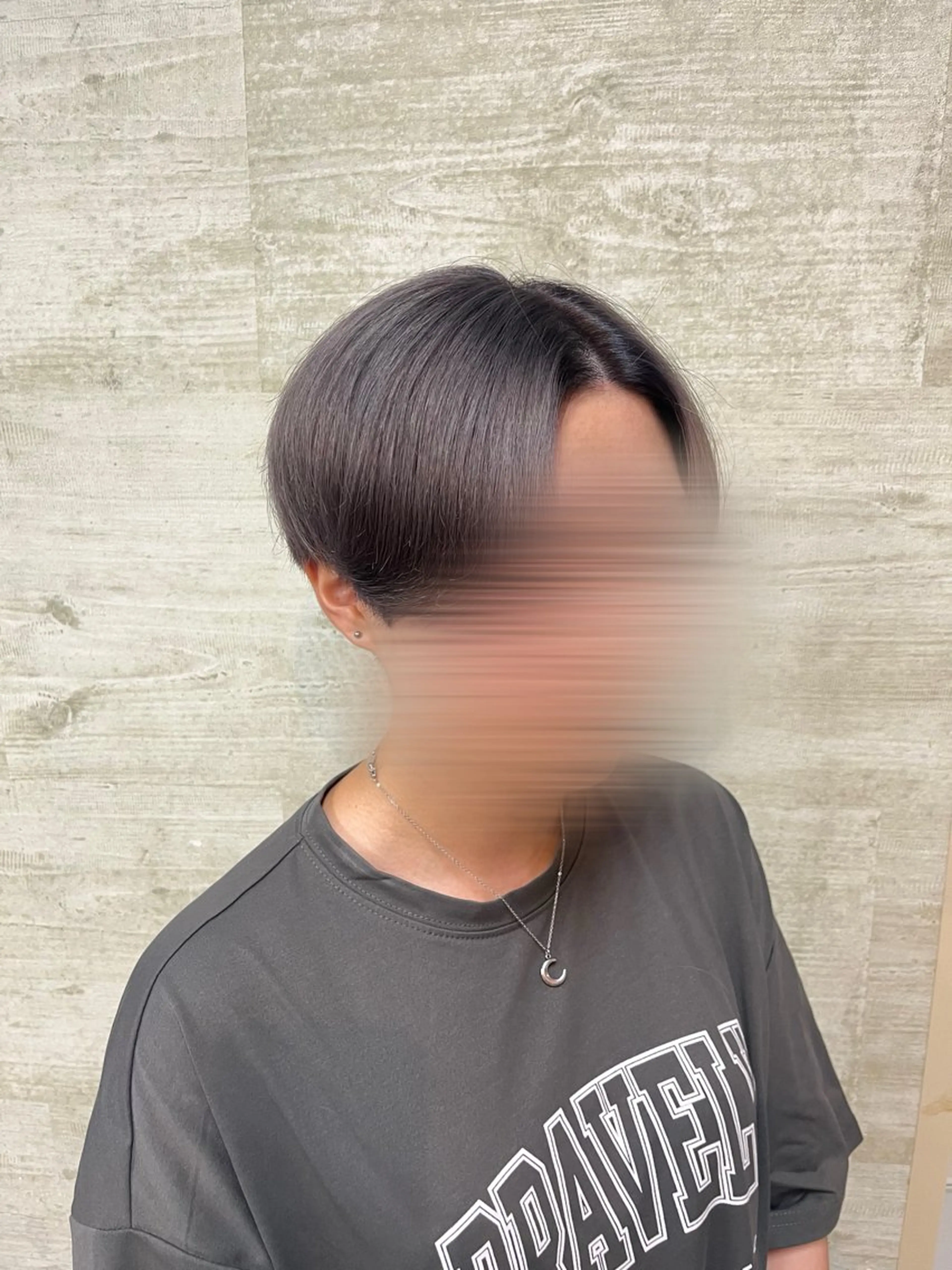 ショート カラー ブリーチ グレージュ シルバー シルバーグレージュ モデル 募集中🧸佐藤 李桜のヘアスタイル