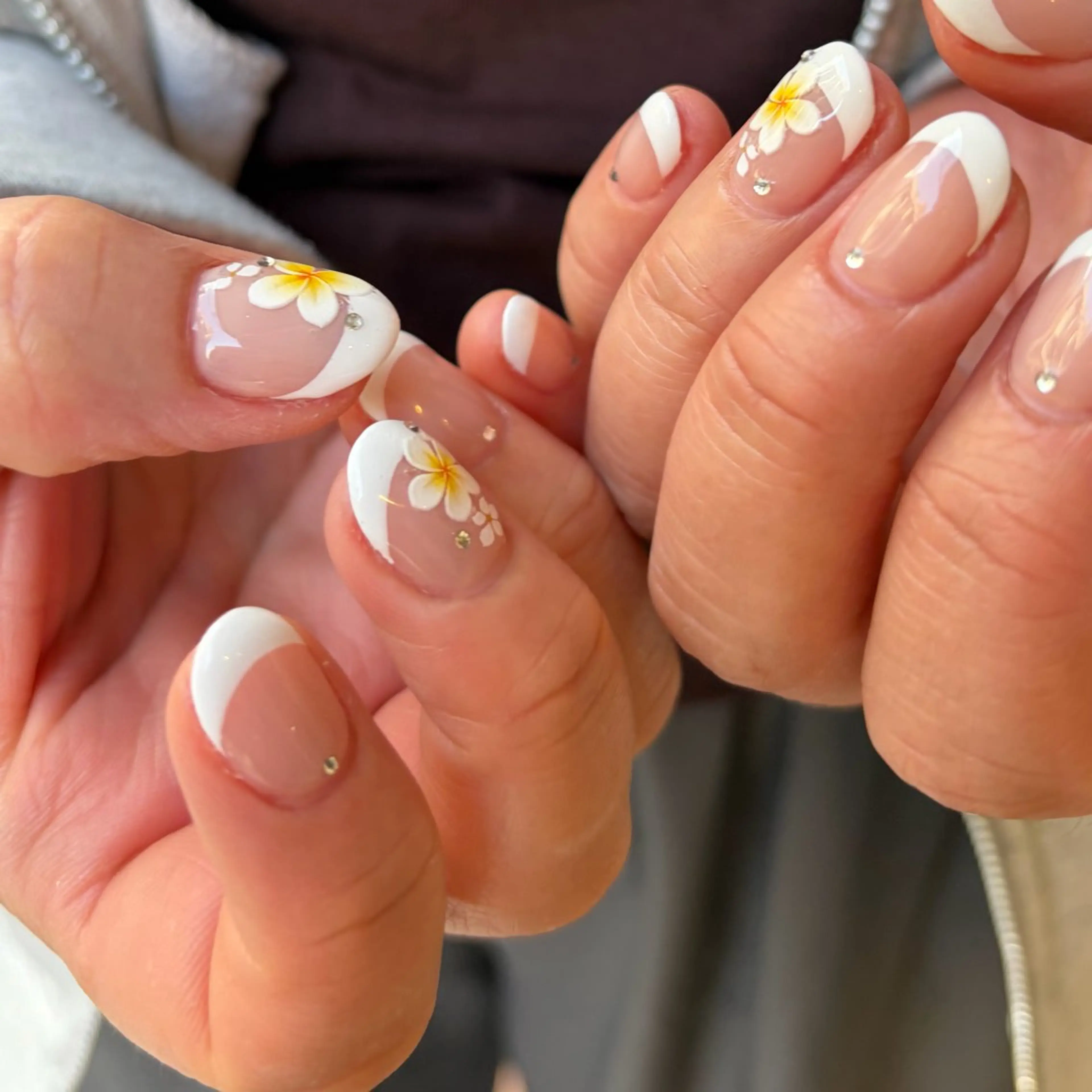 ネイル アートネイル ホワイト ハンドネイル ballie／小野原 なつみのネイルデザイン