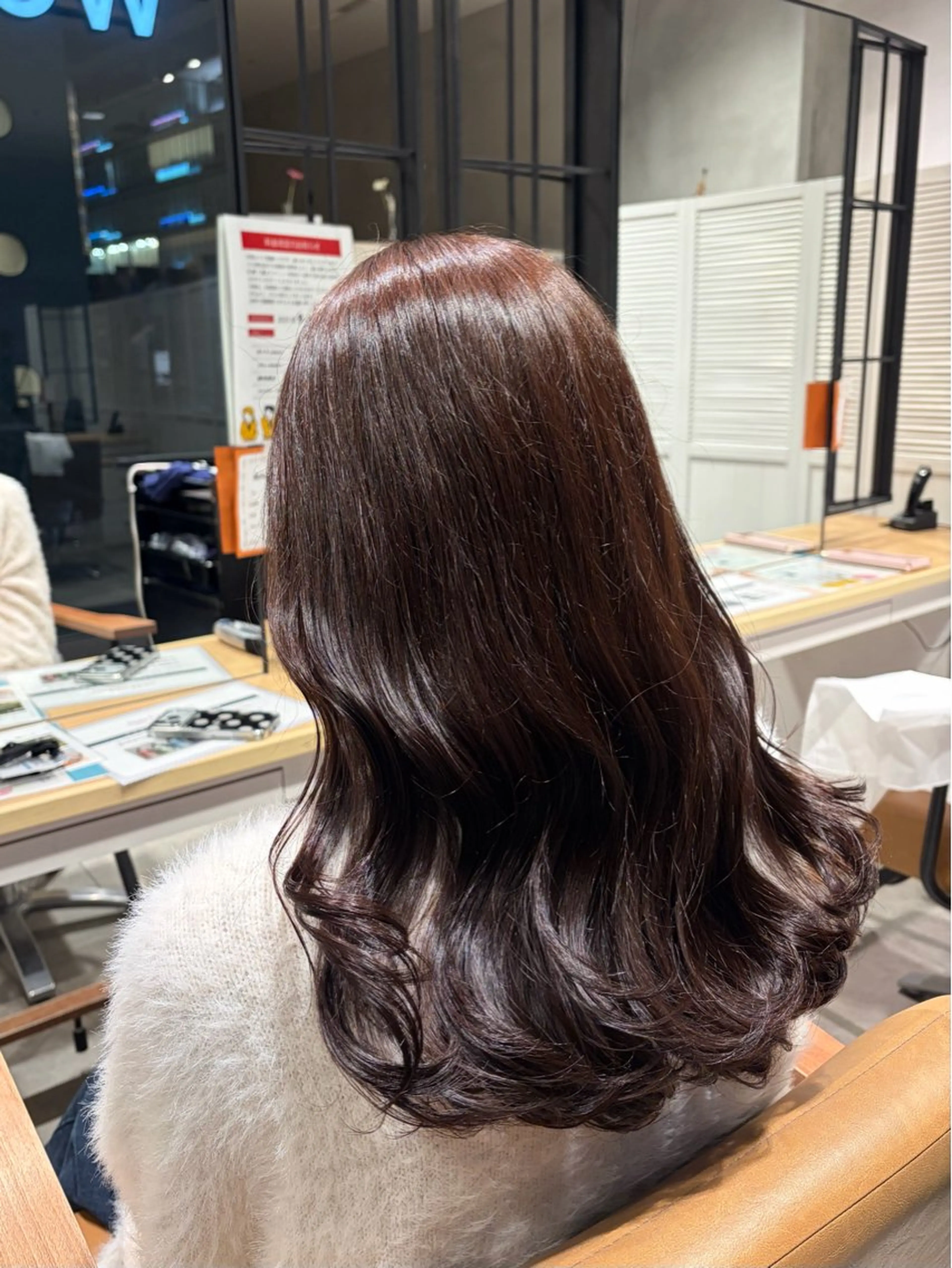 セミロング カラー ブラウンカラー ピンクカラー ピンクブラウン アサノ メグミのヘアスタイル
