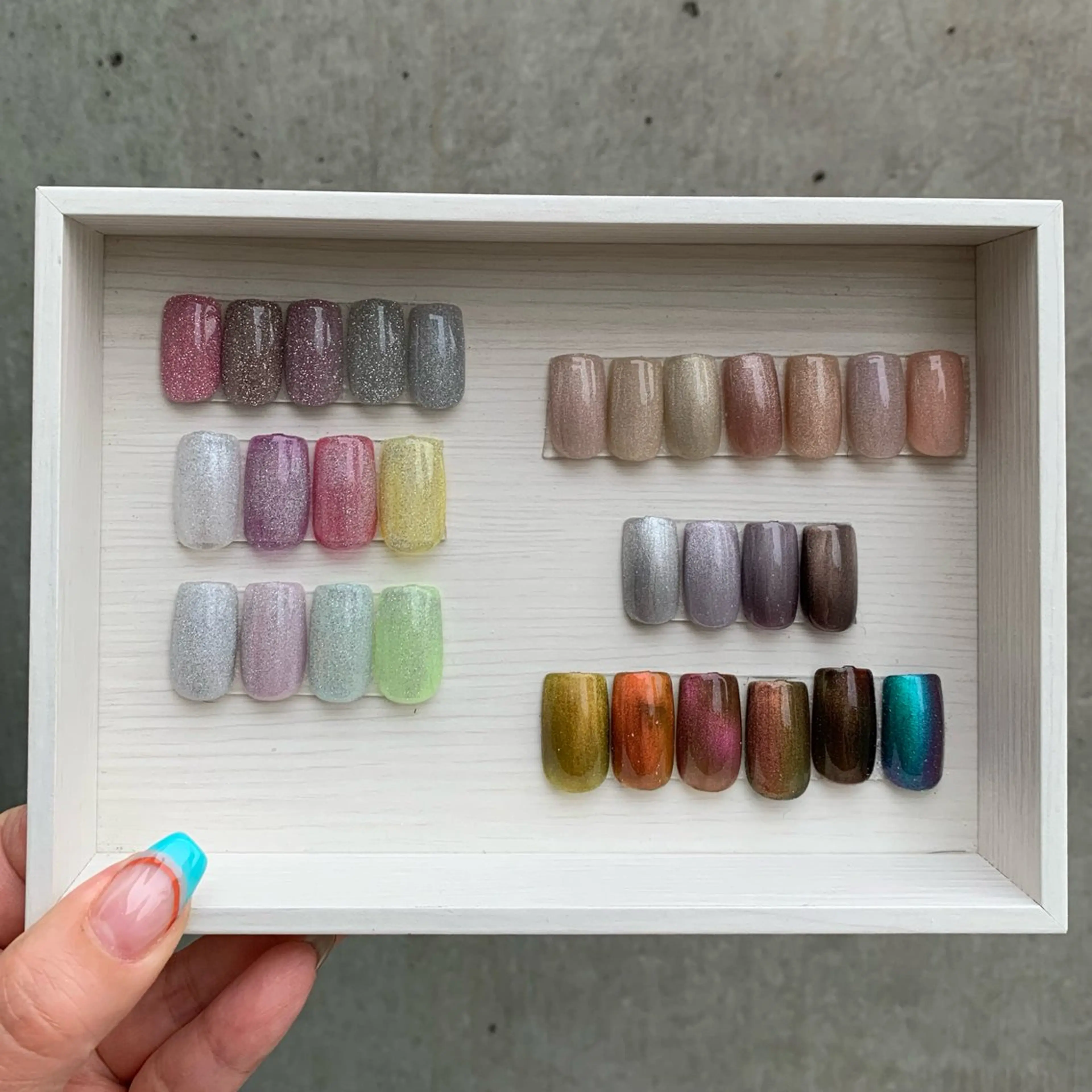 ネイル マグネットネイル YUKIMO🍎名駅 /ニュアンスのネイルデザイン