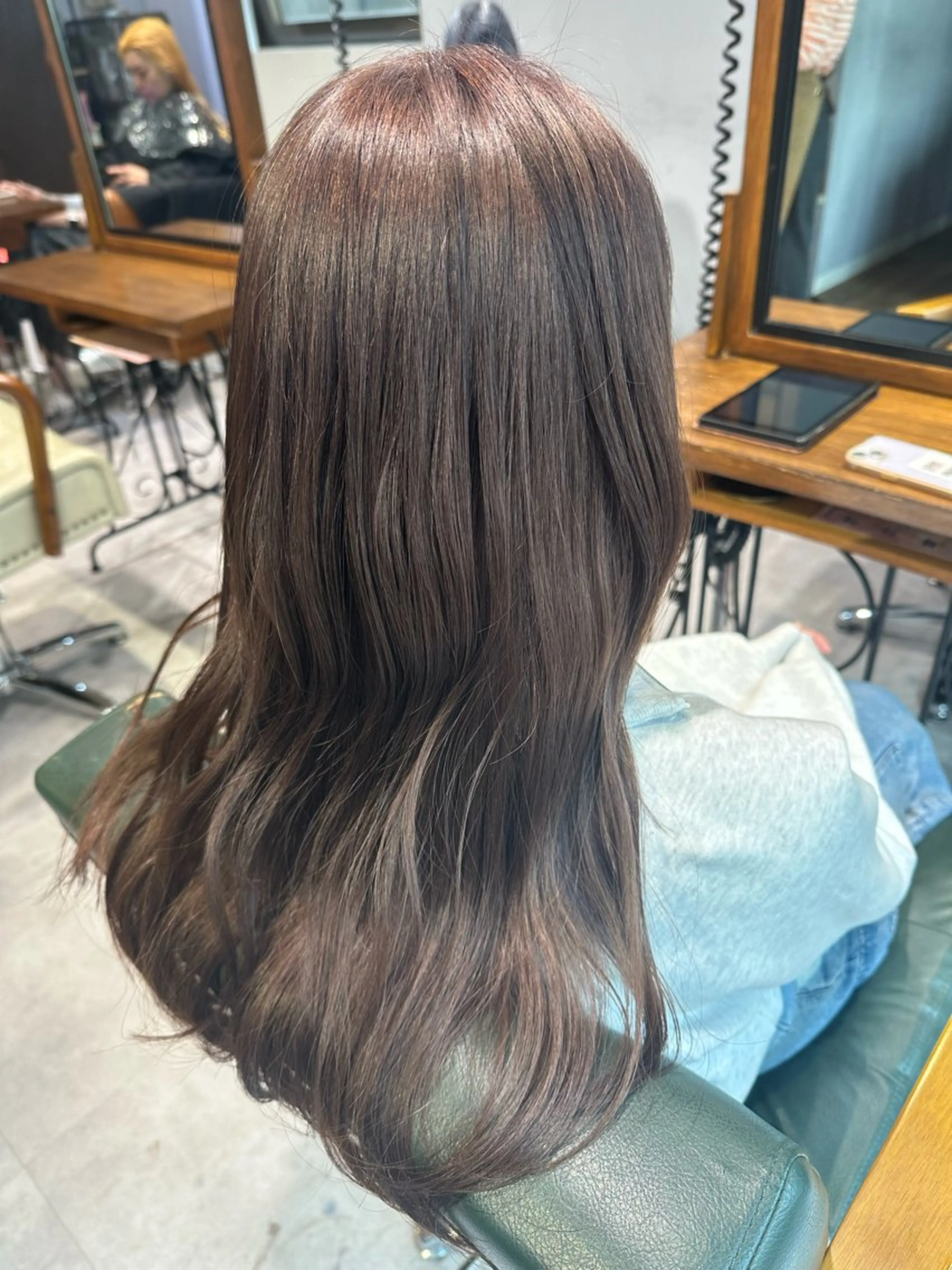 ロング カラー ベージュカラー ブリーチ ケアブリーチ 透明感カラー ダブルカラー ヘアカラー トリートメント 七井 香奈 (なないかな)のヘアスタイル