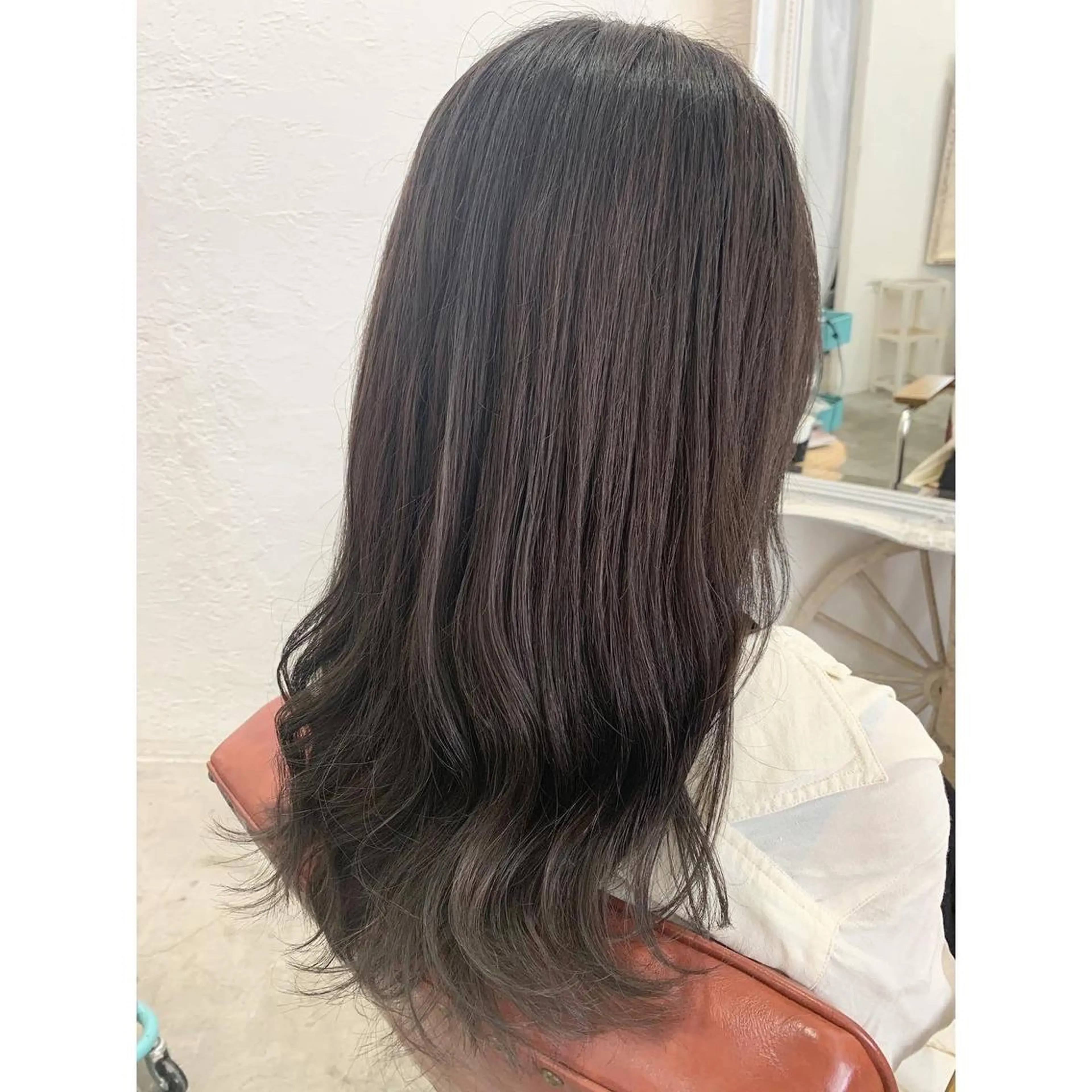 ロング カラー カット ヘアカラー fio マナミのヘアスタイル