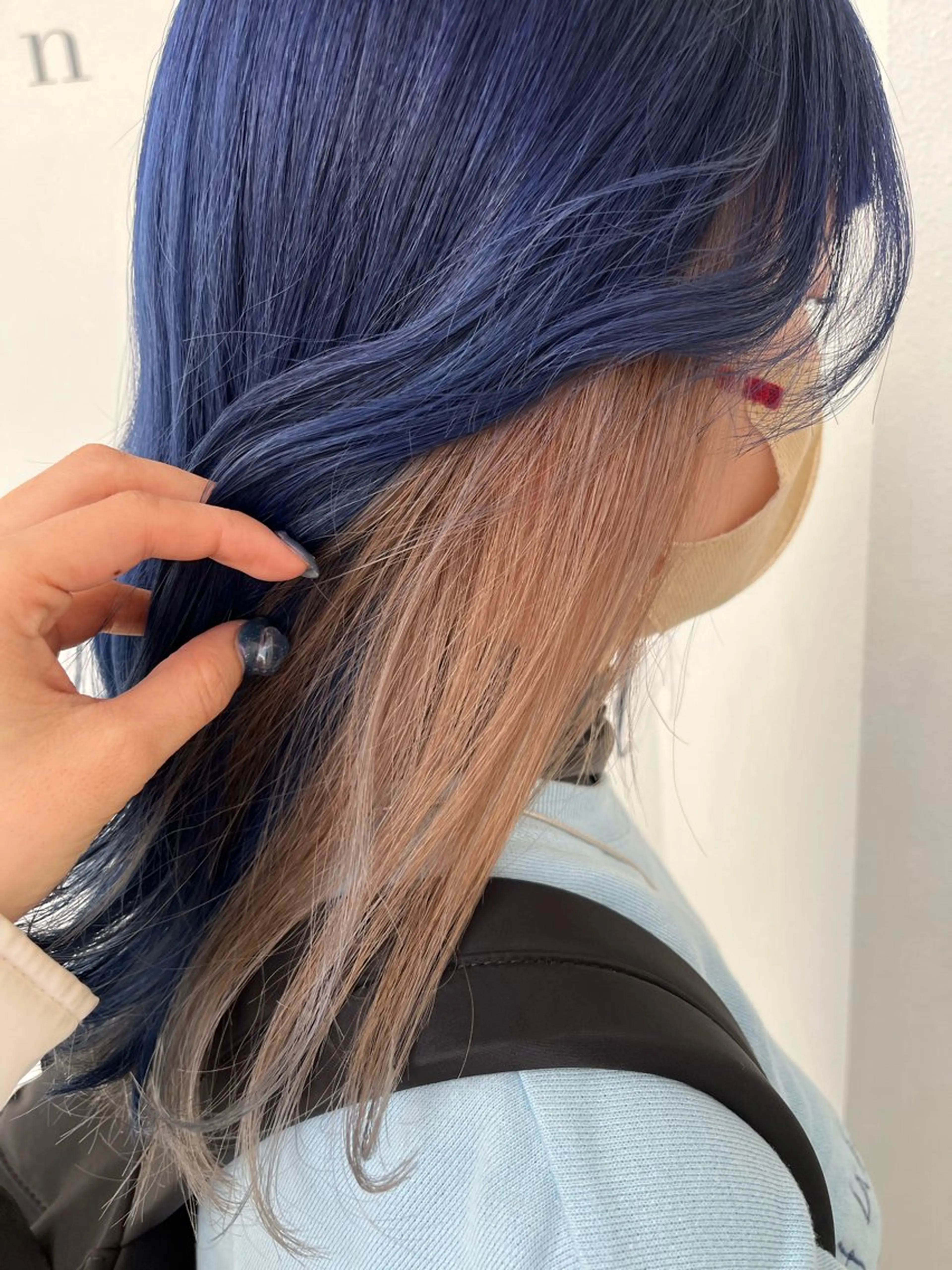 セミロング カラー ベージュカラー ブルーカラー インナーカラー 🦋🫧艶髪カラー 🫧🦋あいりのヘアスタイル