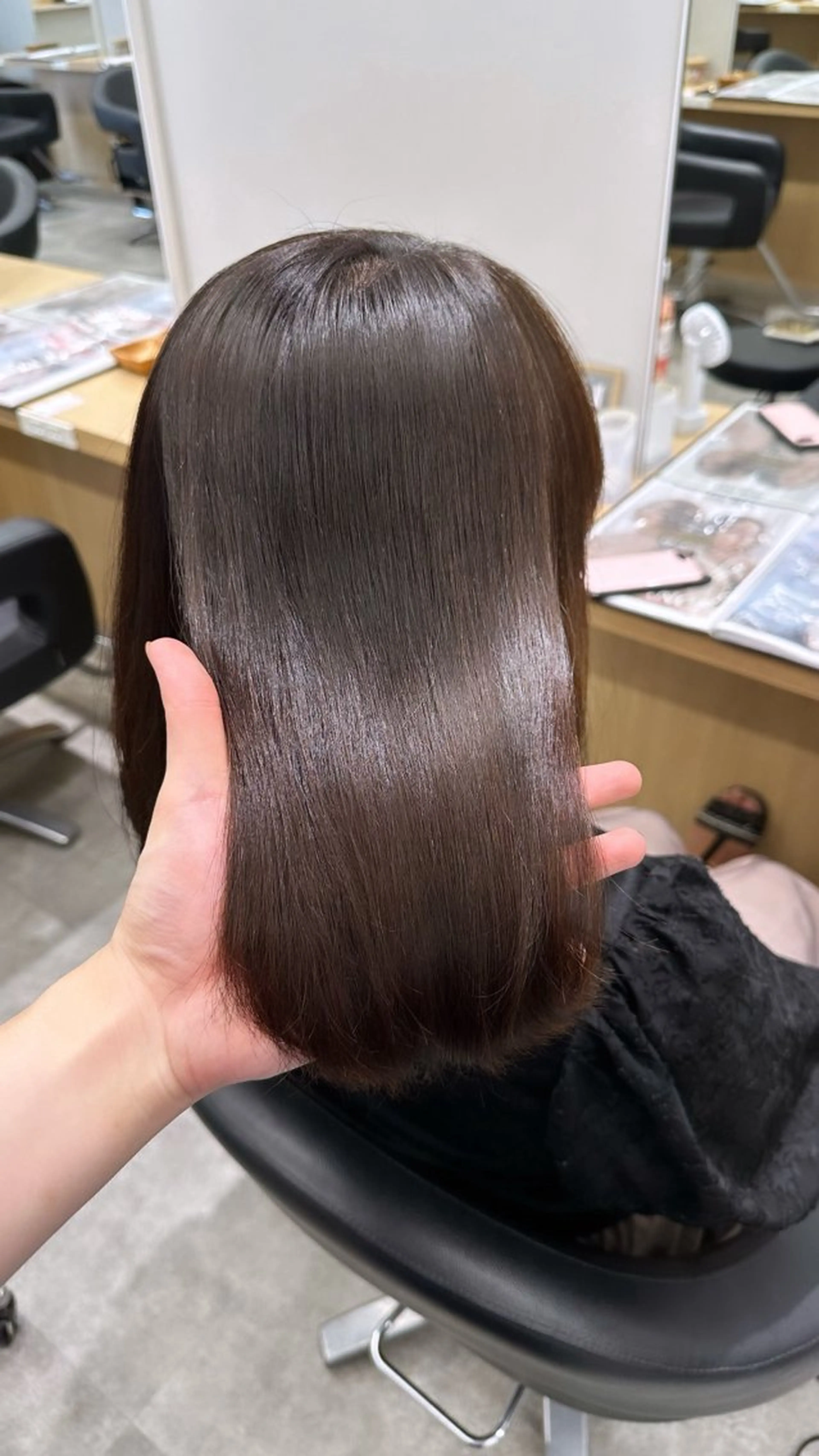 ミディアム 髪質改善 縮毛矯正 美髪🫧ブリーチ/ デザイン/永田汰伊智のヘアスタイル