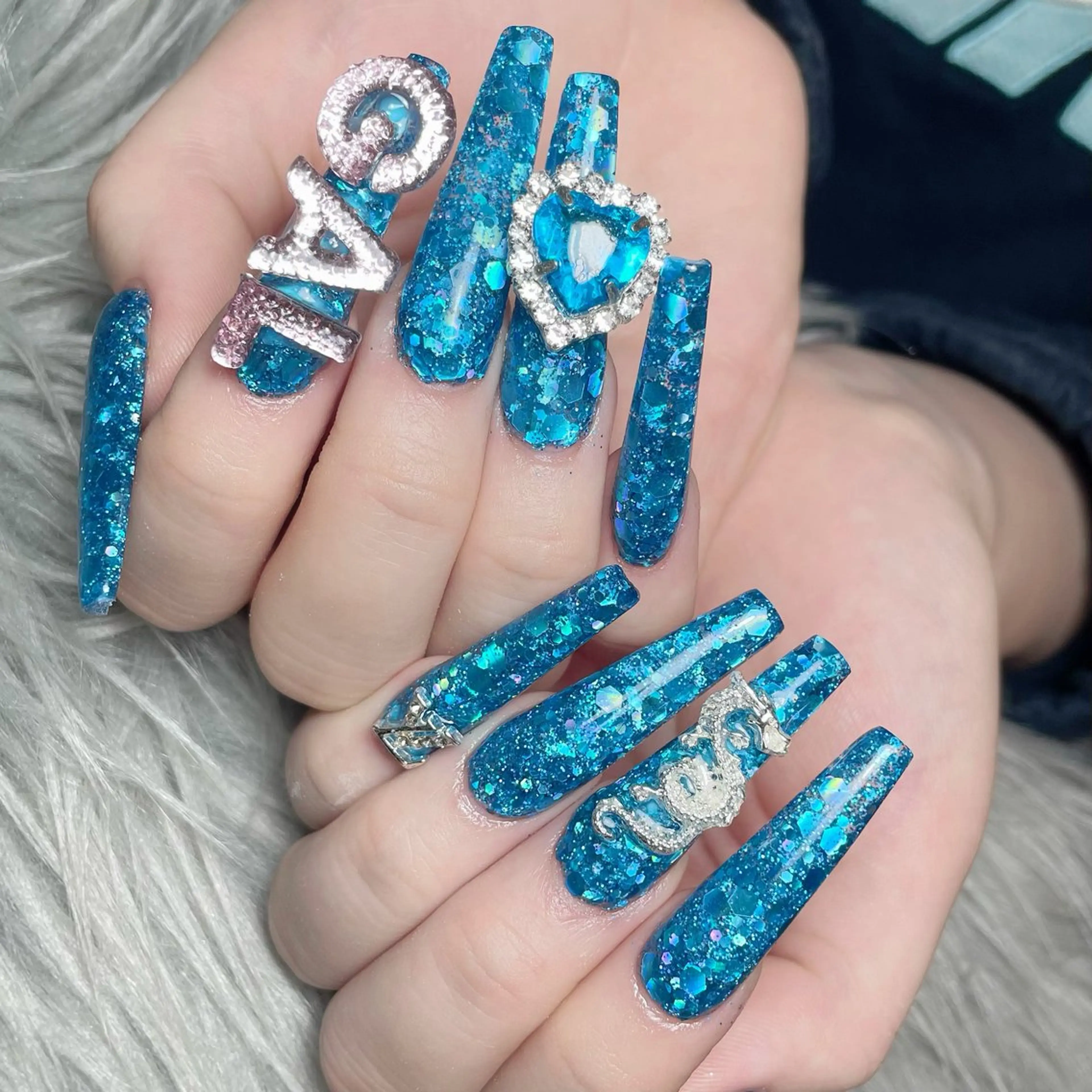 ネイル Feel ‪‪☺︎‬Yuriaのネイルデザイン