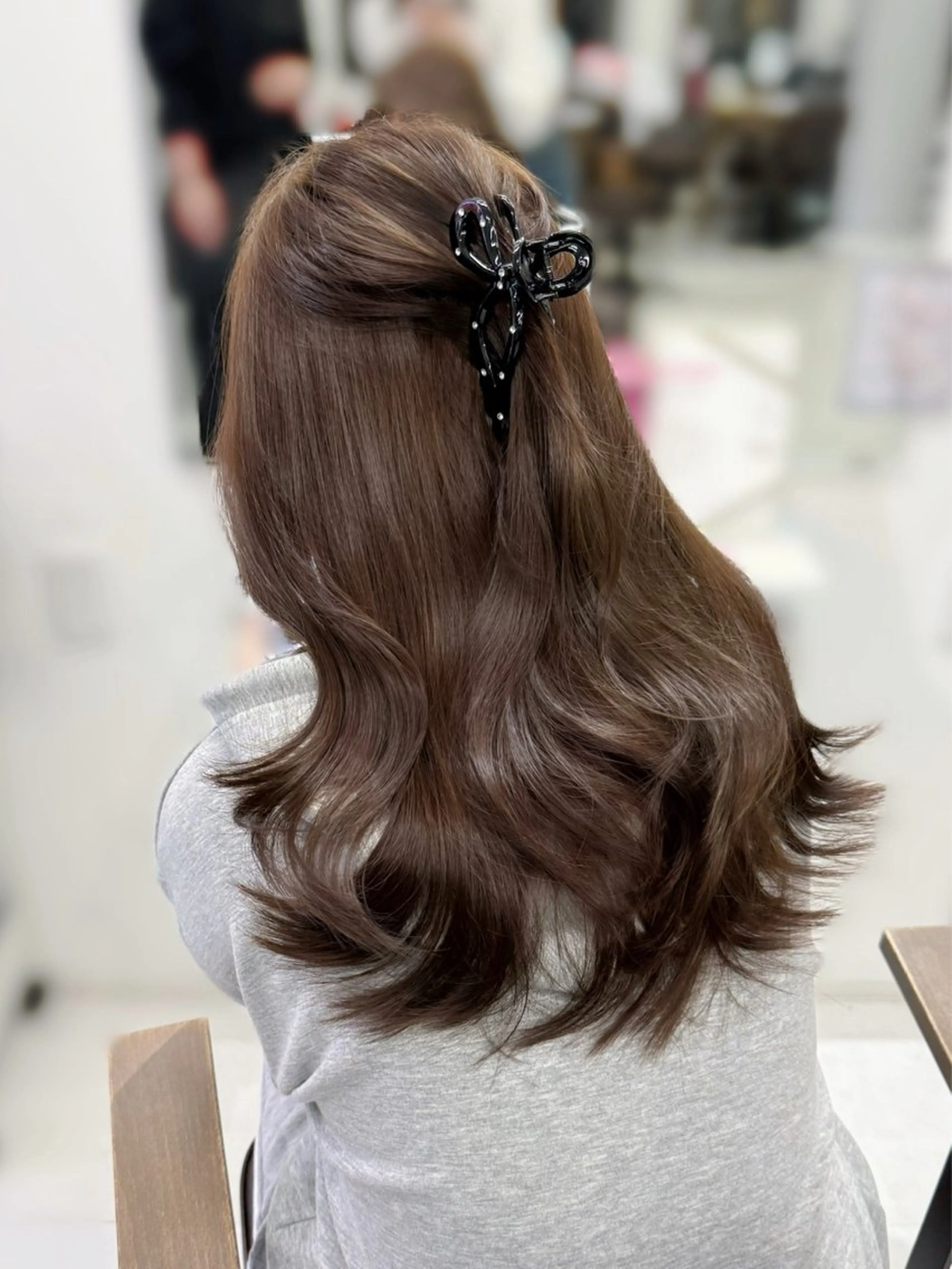 ロング ヘアカラー 曽根 玲奈のヘアスタイル