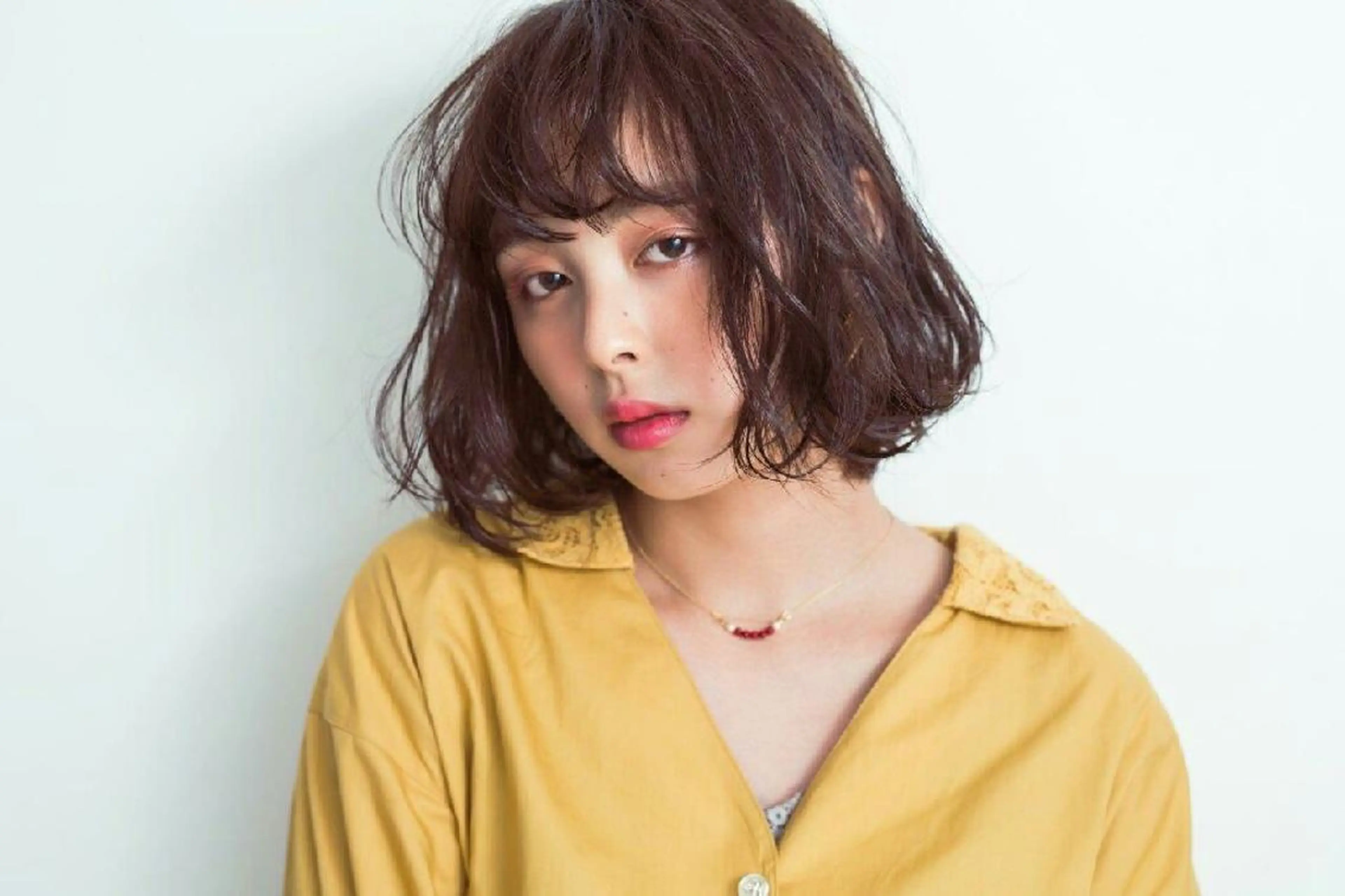 ショート カラー ホリウチ ユキエのヘアスタイル