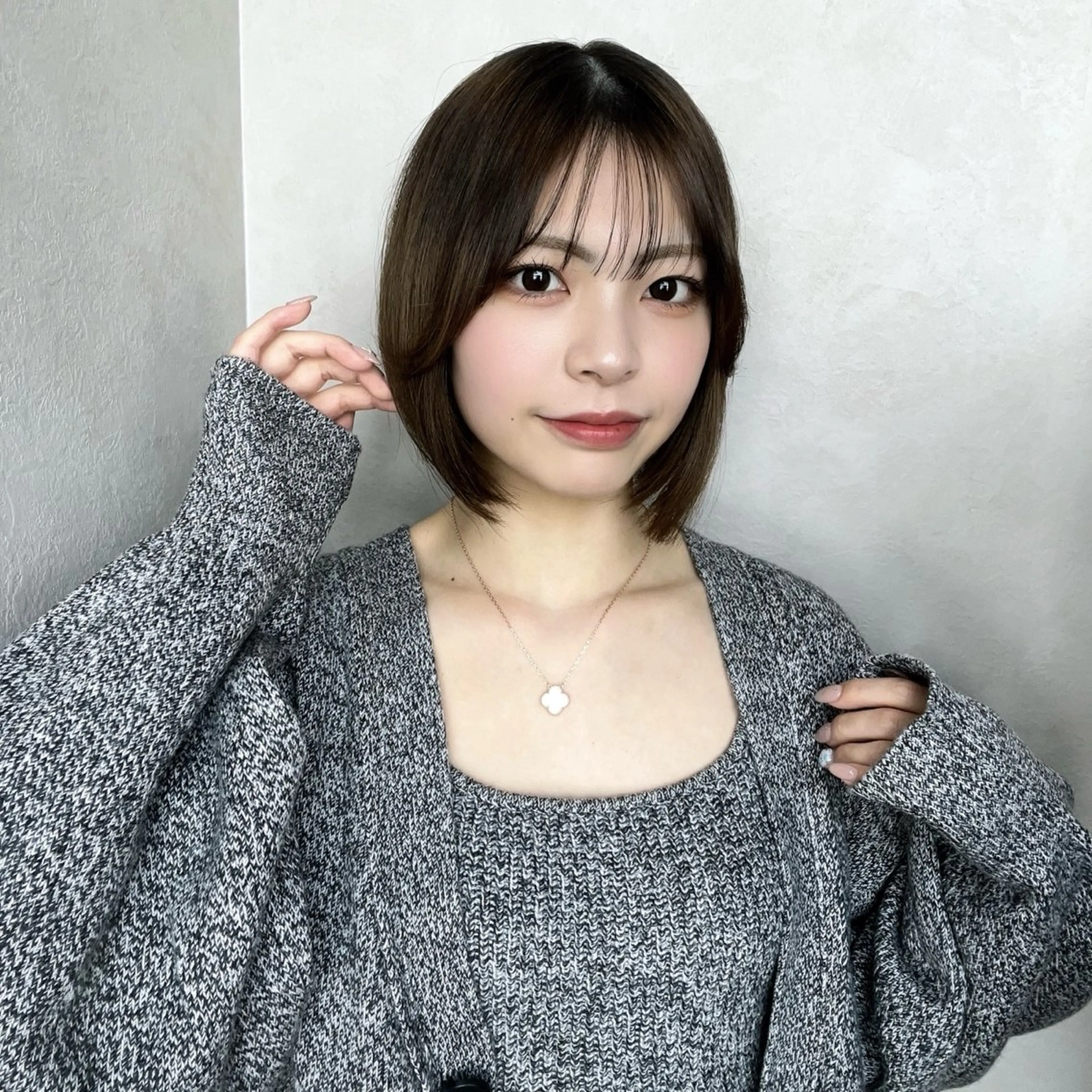 ミディアム 濱野 梨奈のヘアスタイル
