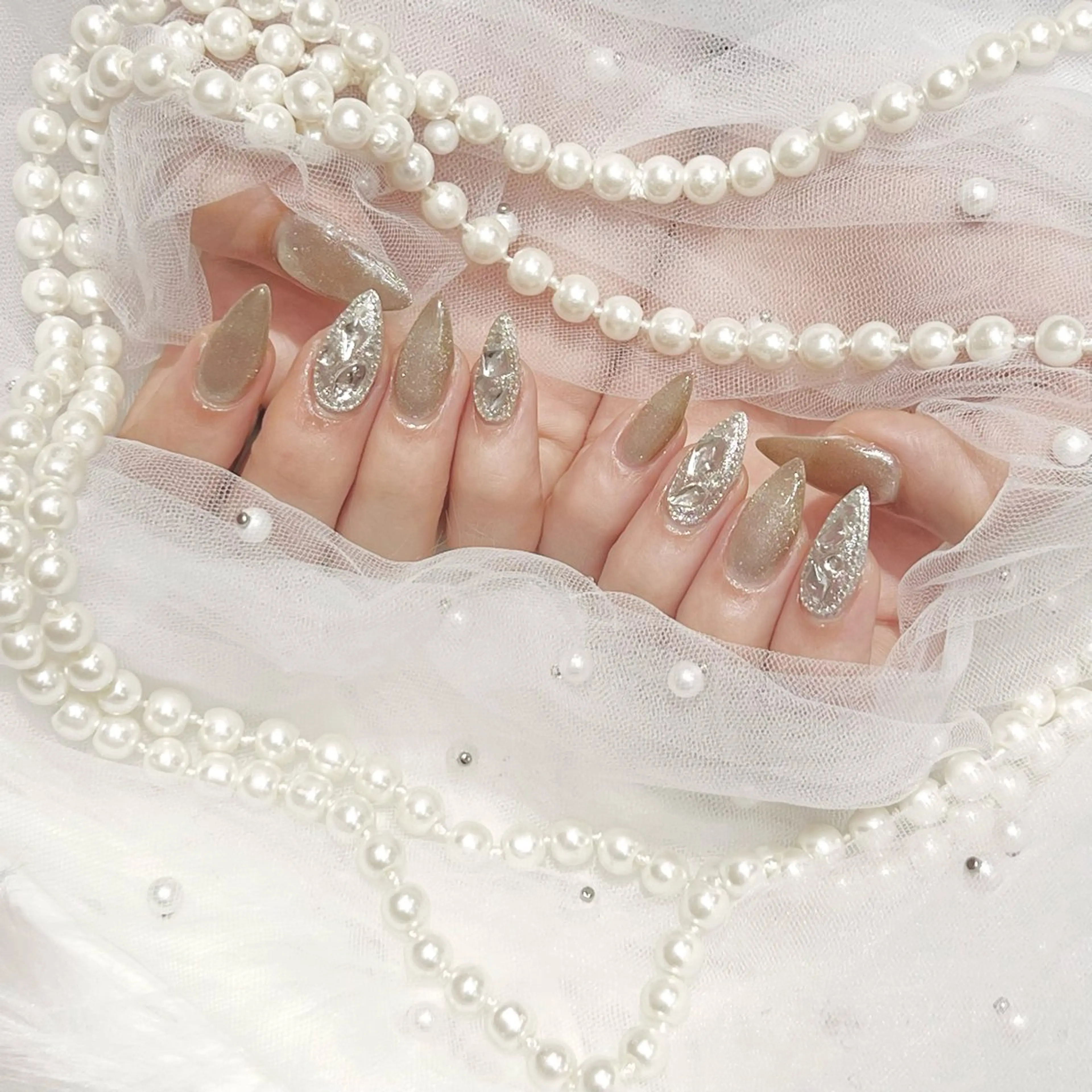 ネイル WISTERIA megumiのネイルデザイン