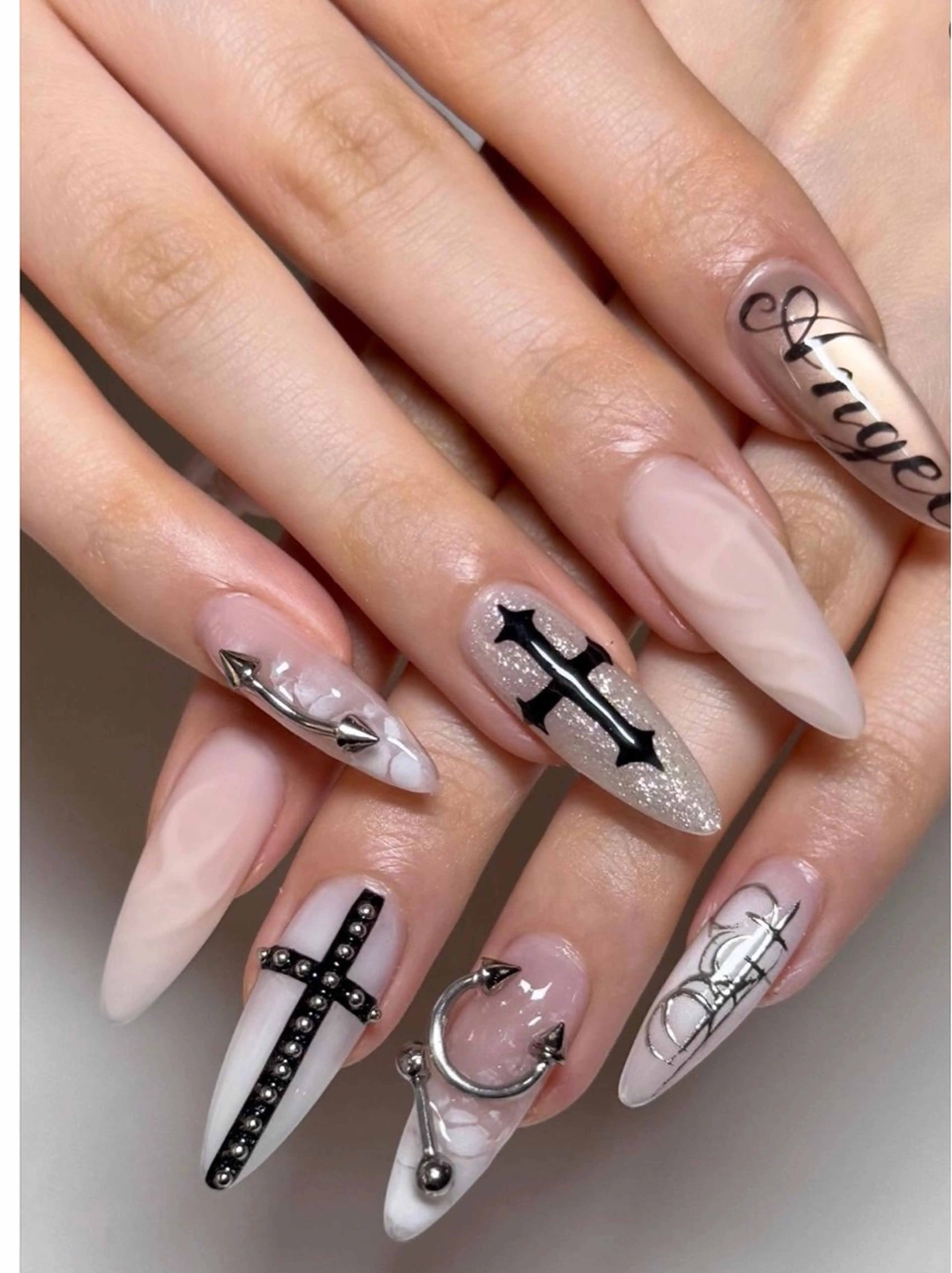 ネイル アートネイル ジェルネイル グラデーション マグネットネイル ニュアンスネイル ハンドネイル Ryu Nail Studio所属・Ryu nail studioのネイルデザイン