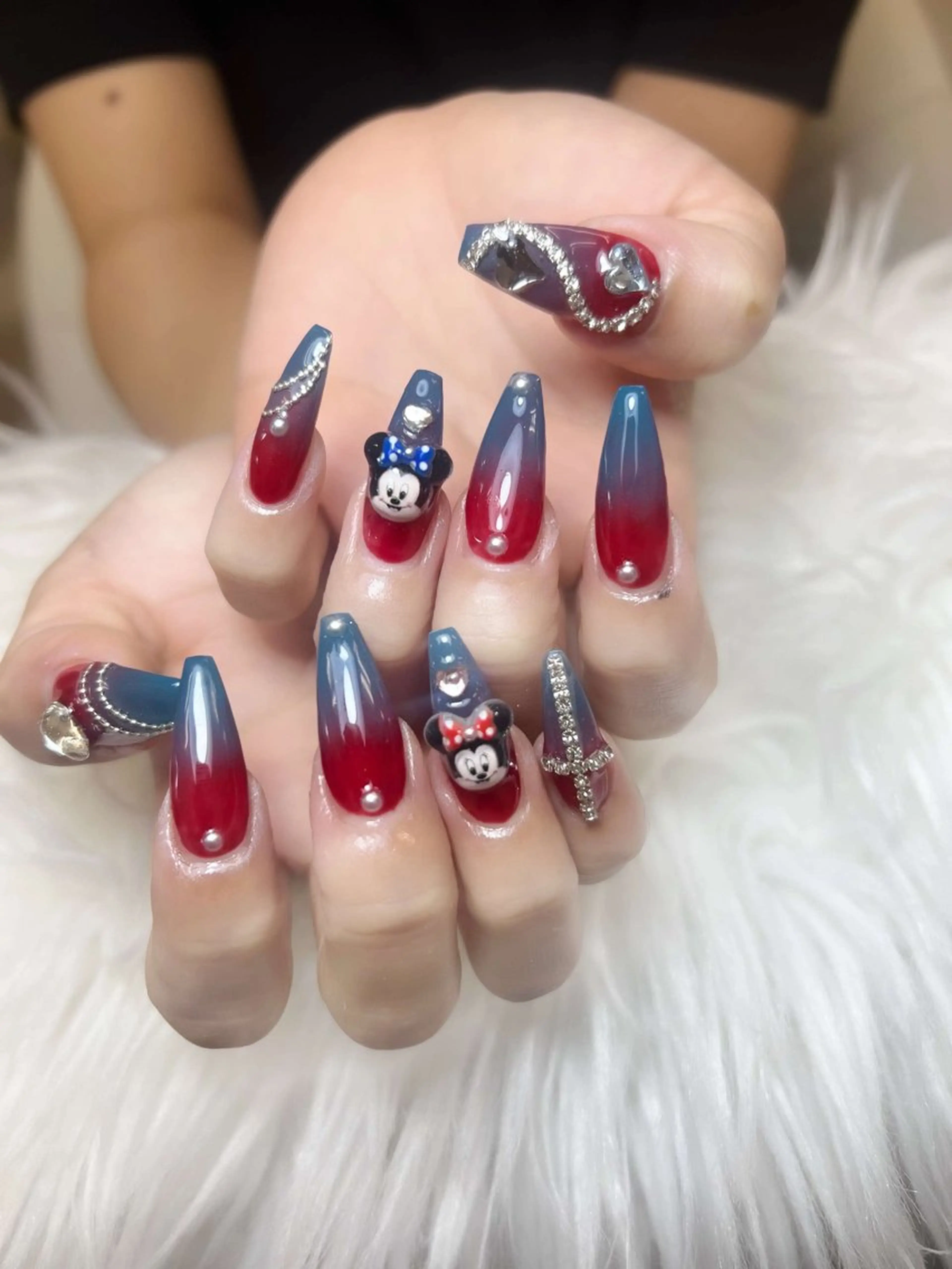 ネイル アートネイル オーロラネイル チークネイル 長さ出し フットネイル ハンドネイル Anh 高田馬場のネイルデザイン