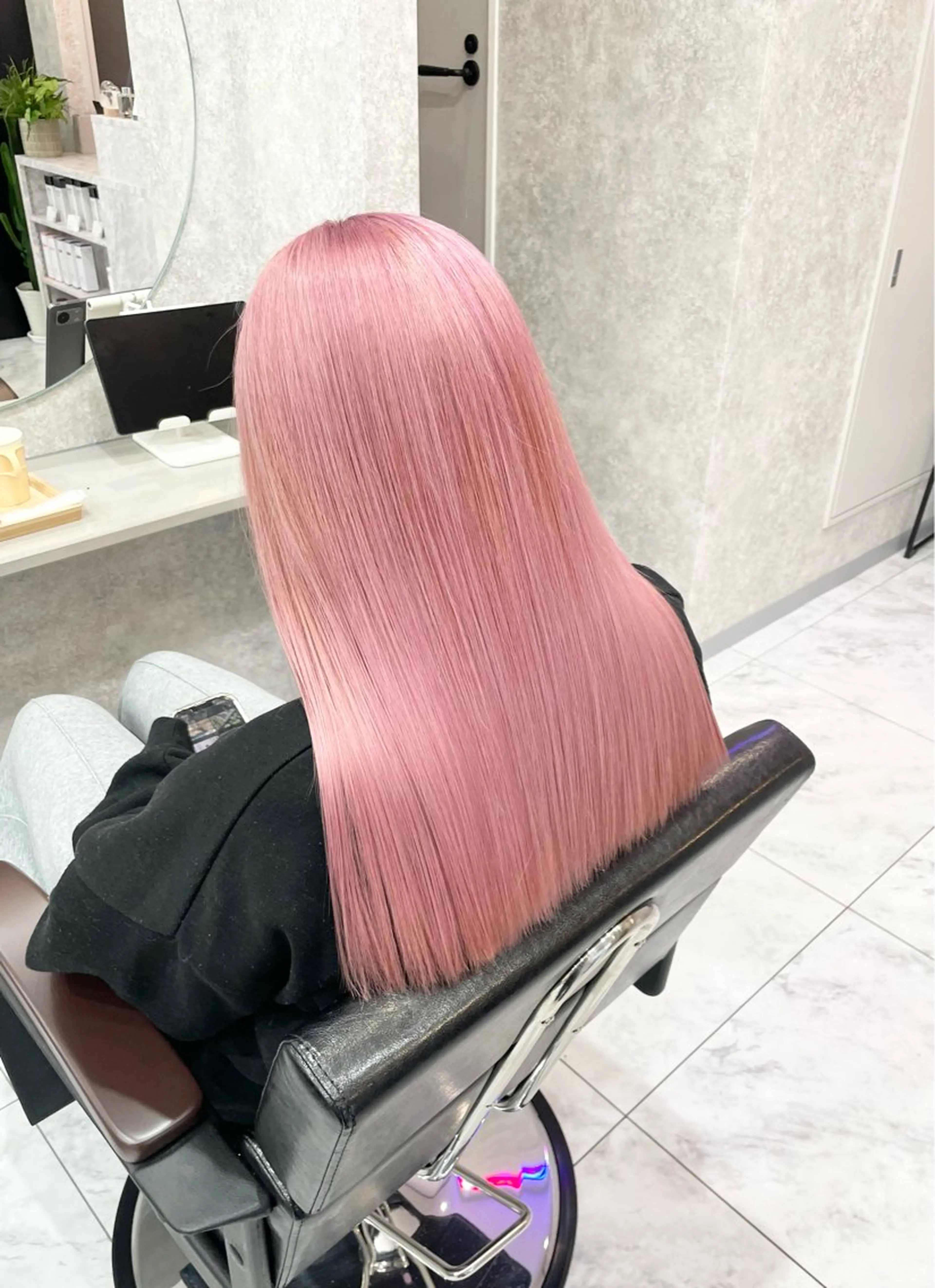 セミロング 🦋ハイトーン🦋 石山 希理🦋のヘアスタイル