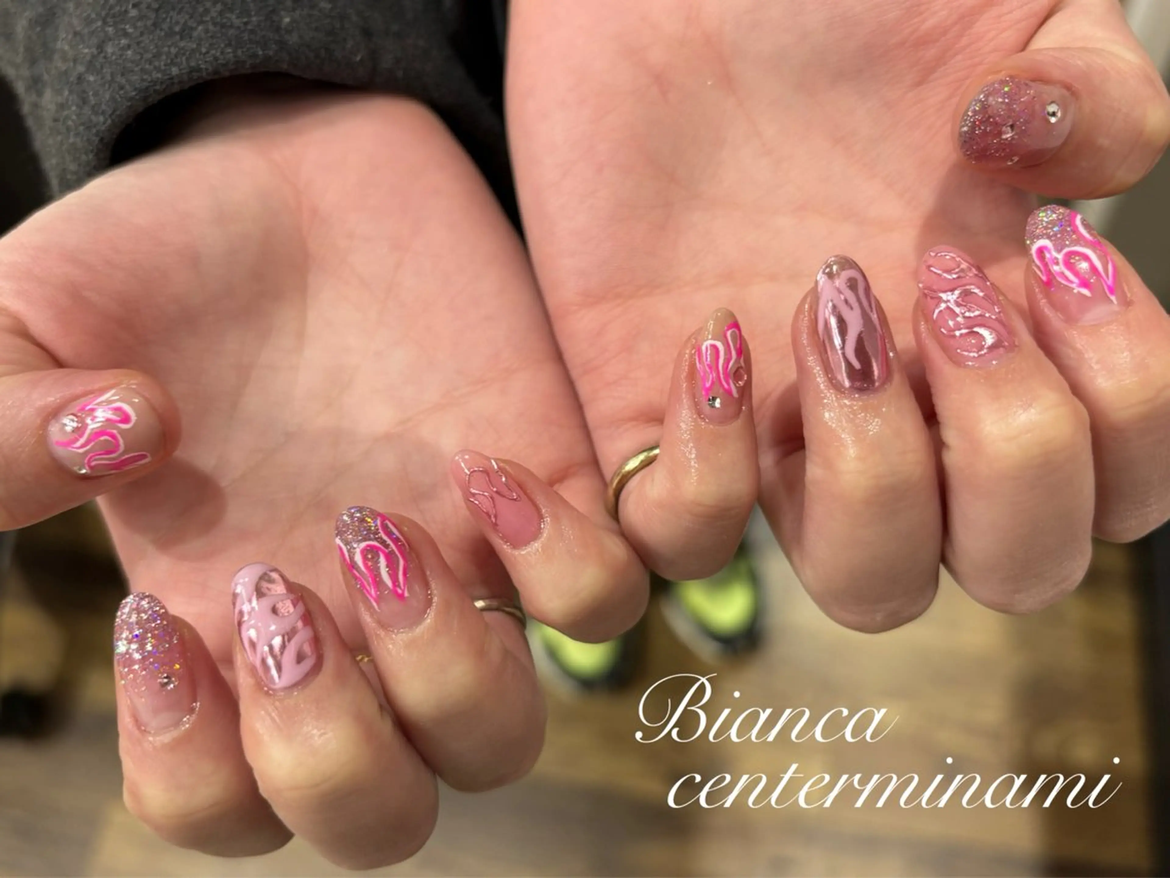 ネイル Bianca KIKUTIHARAのネイルデザイン