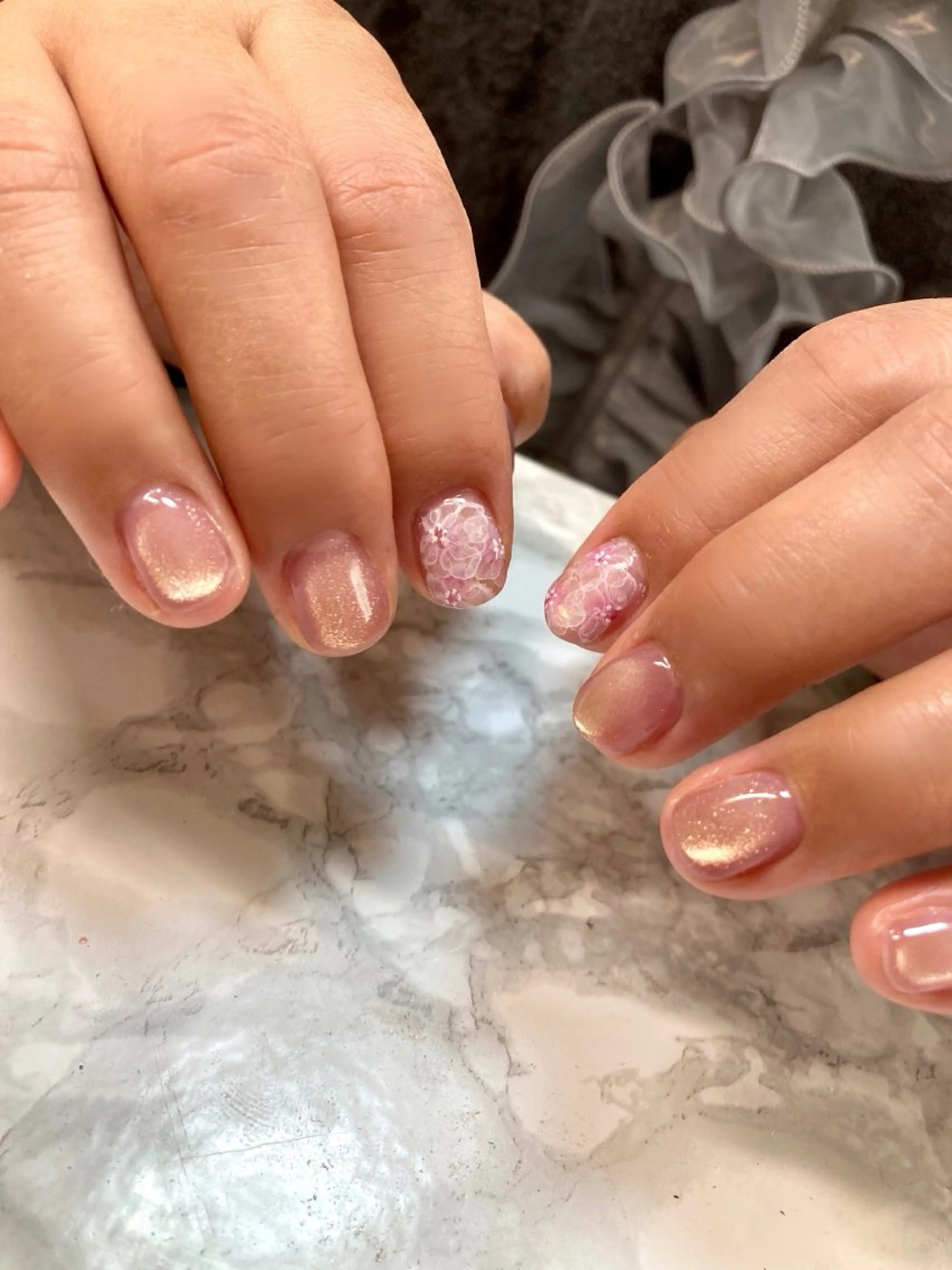 ネイル フラワーネイル マグネットネイル ハンドネイル nail salon アルストロメリアのネイルデザイン