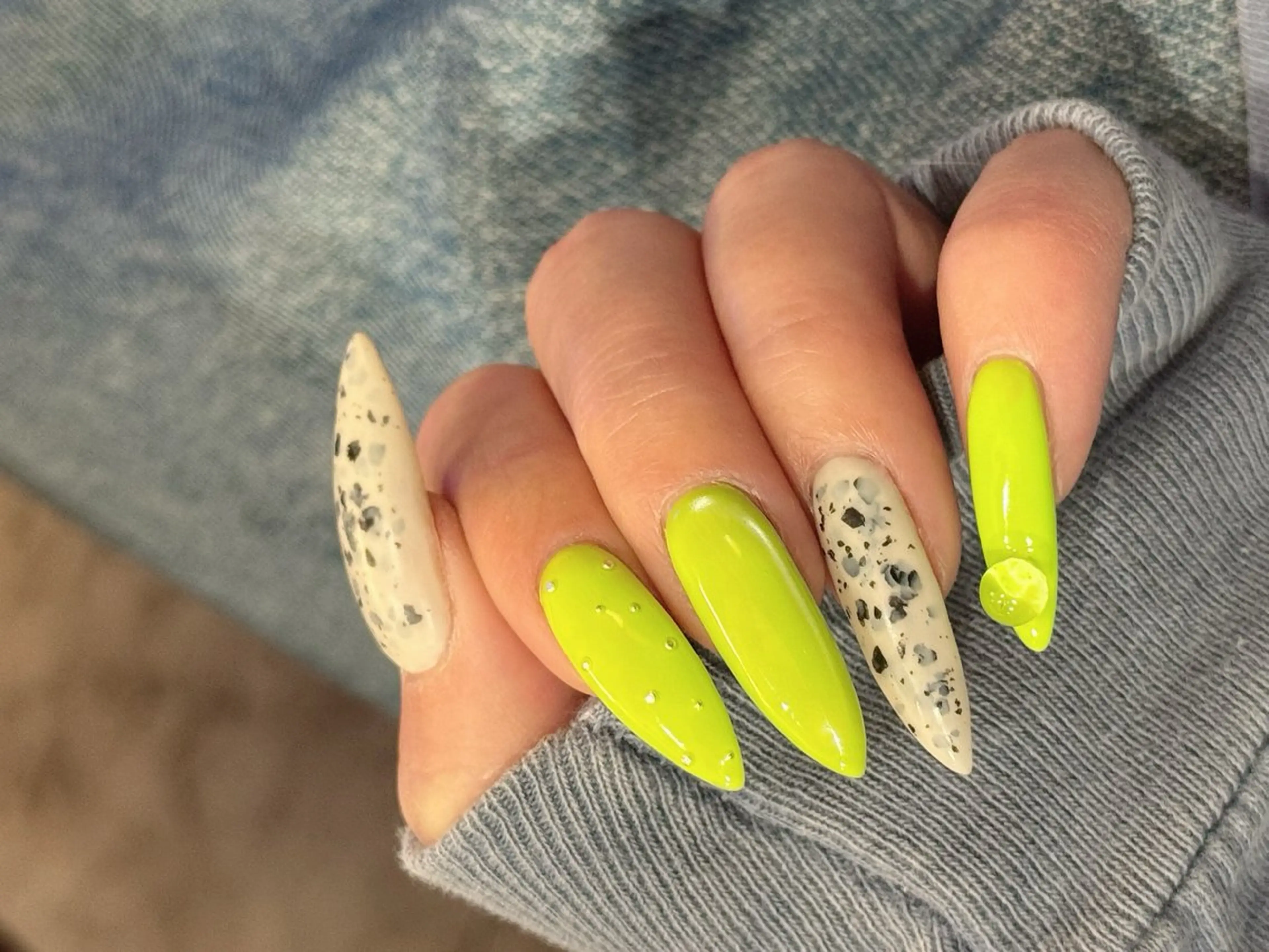 ネイル ニュアンスネイル オフィスネイル 村上 美音香のマツエク・マツパデザイン