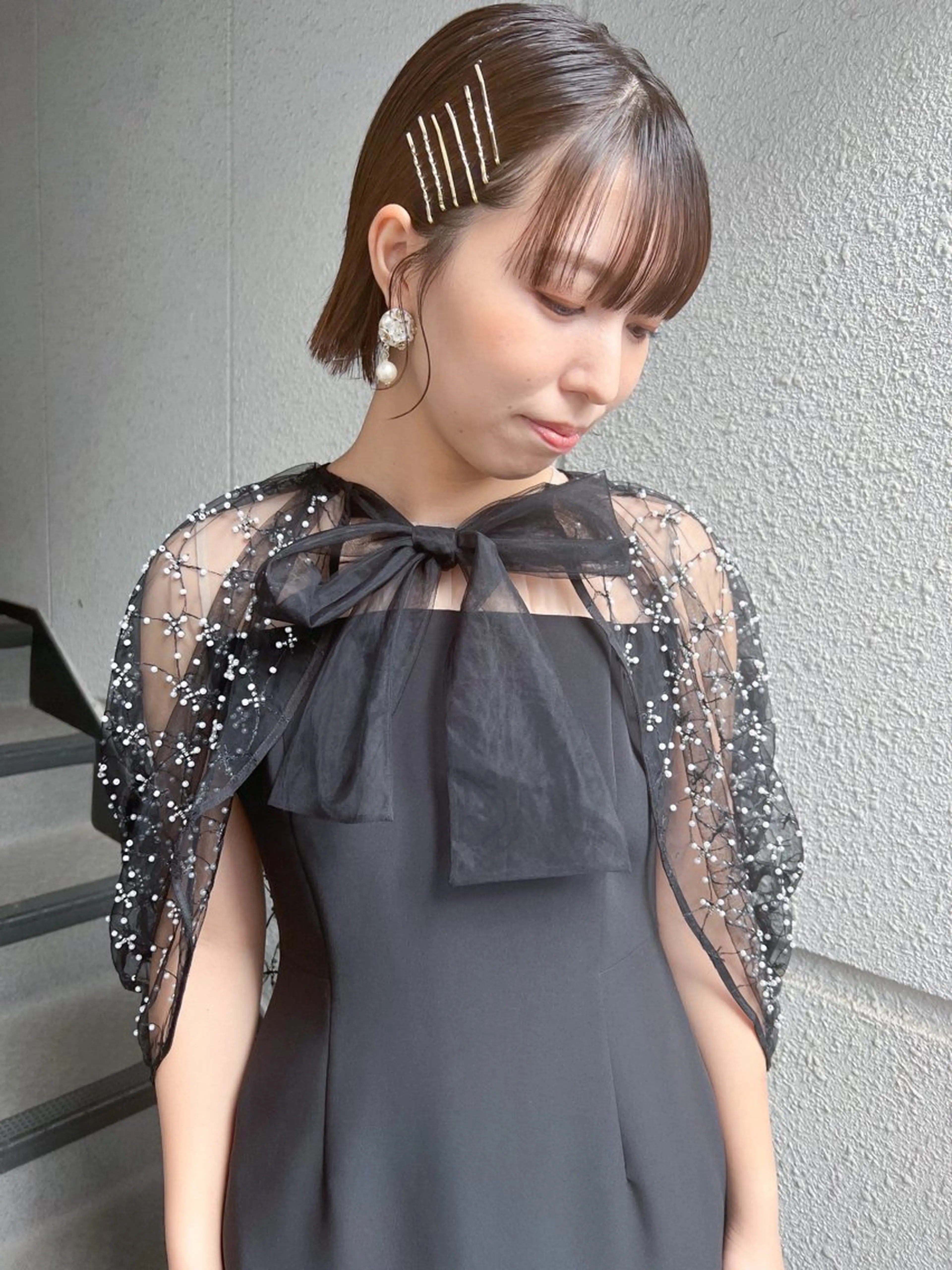 ショート ヘアアレンジ ショートヘア ヘアセット カラーパティシエ facce🌼ikoのヘアスタイル