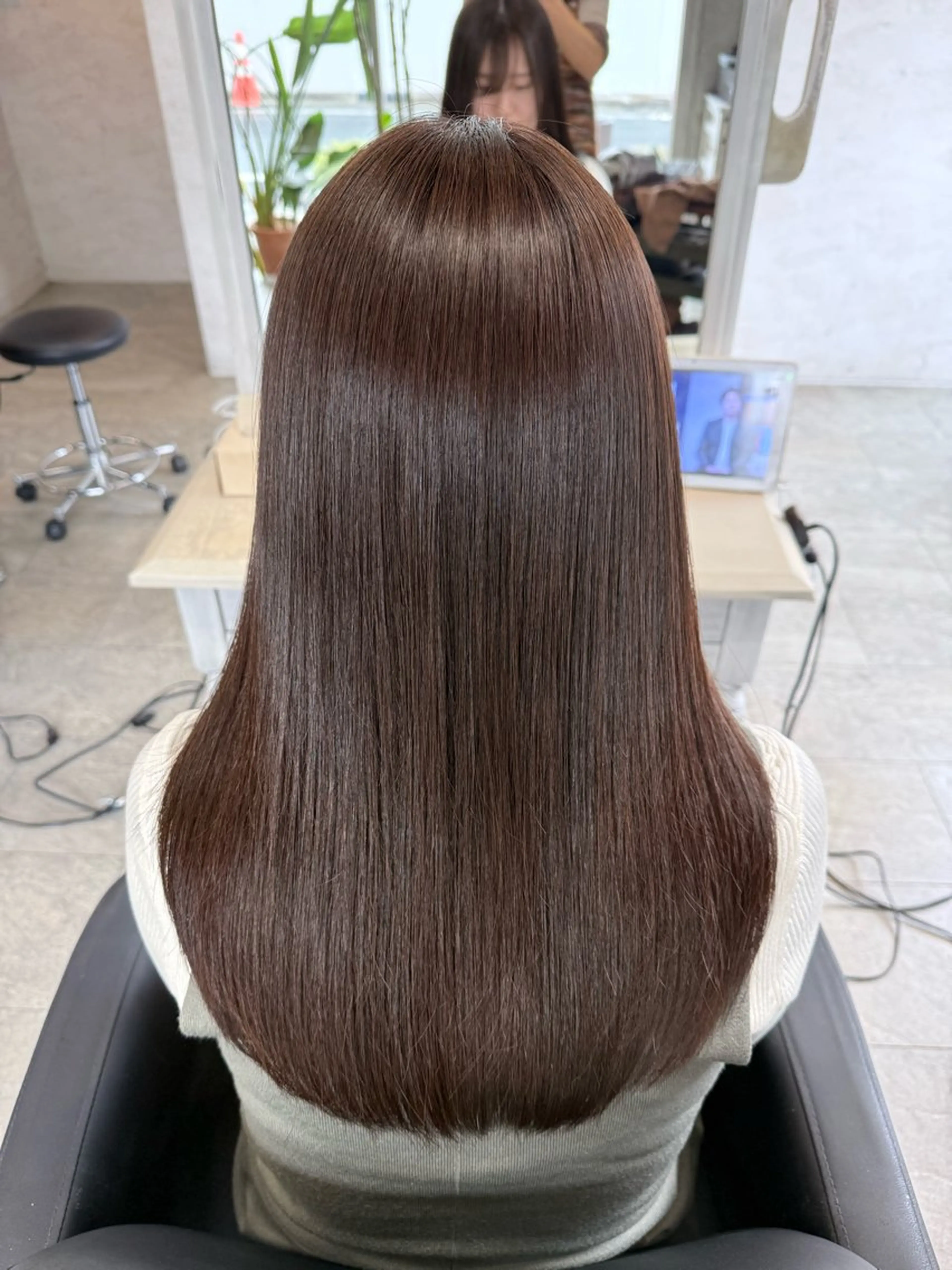 ロング カラー ヘアカラー トリートメント 女性に人気♪ はやしほのかのヘアスタイル