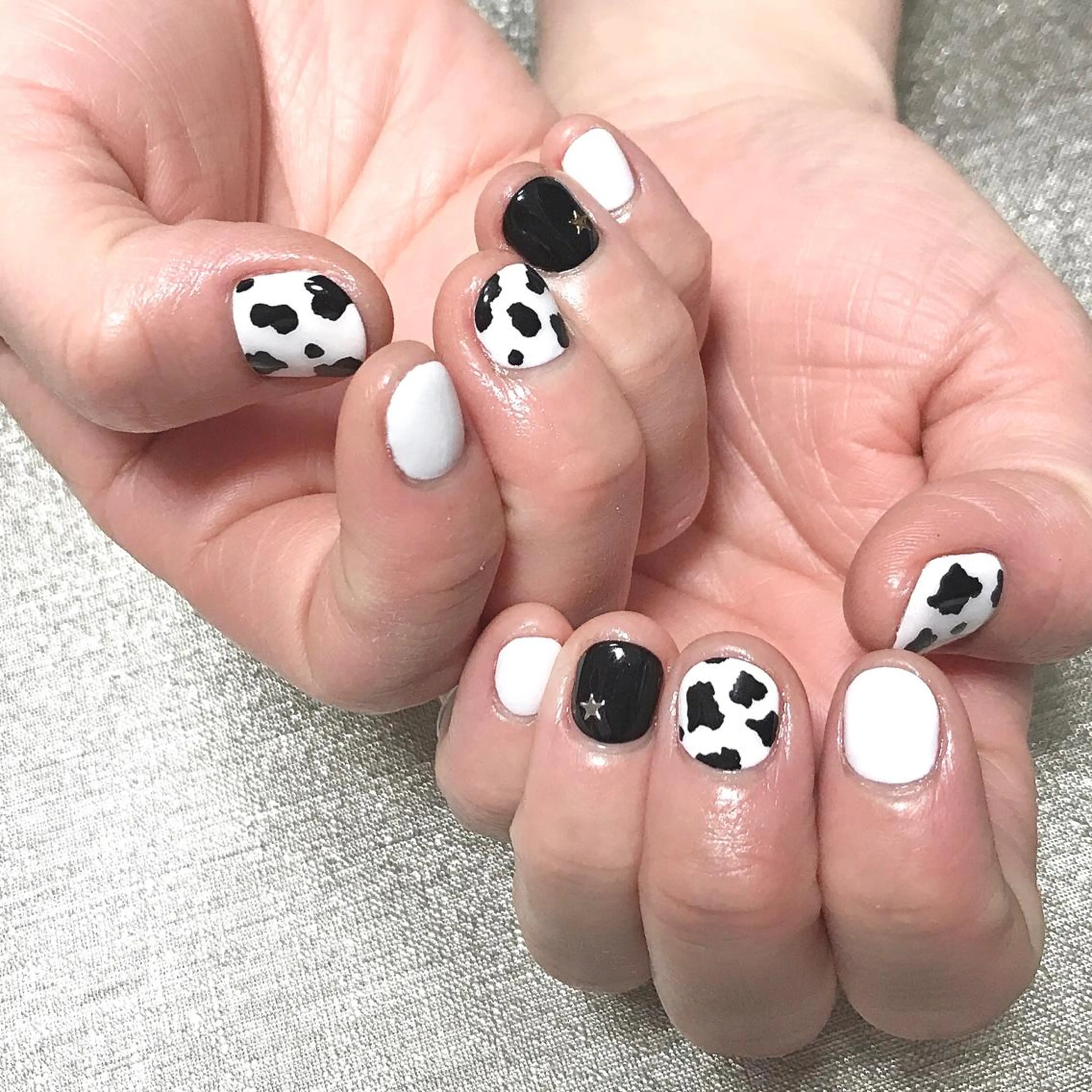 ネイル ワンカラーネイル ステラ marikominoのネイルデザイン