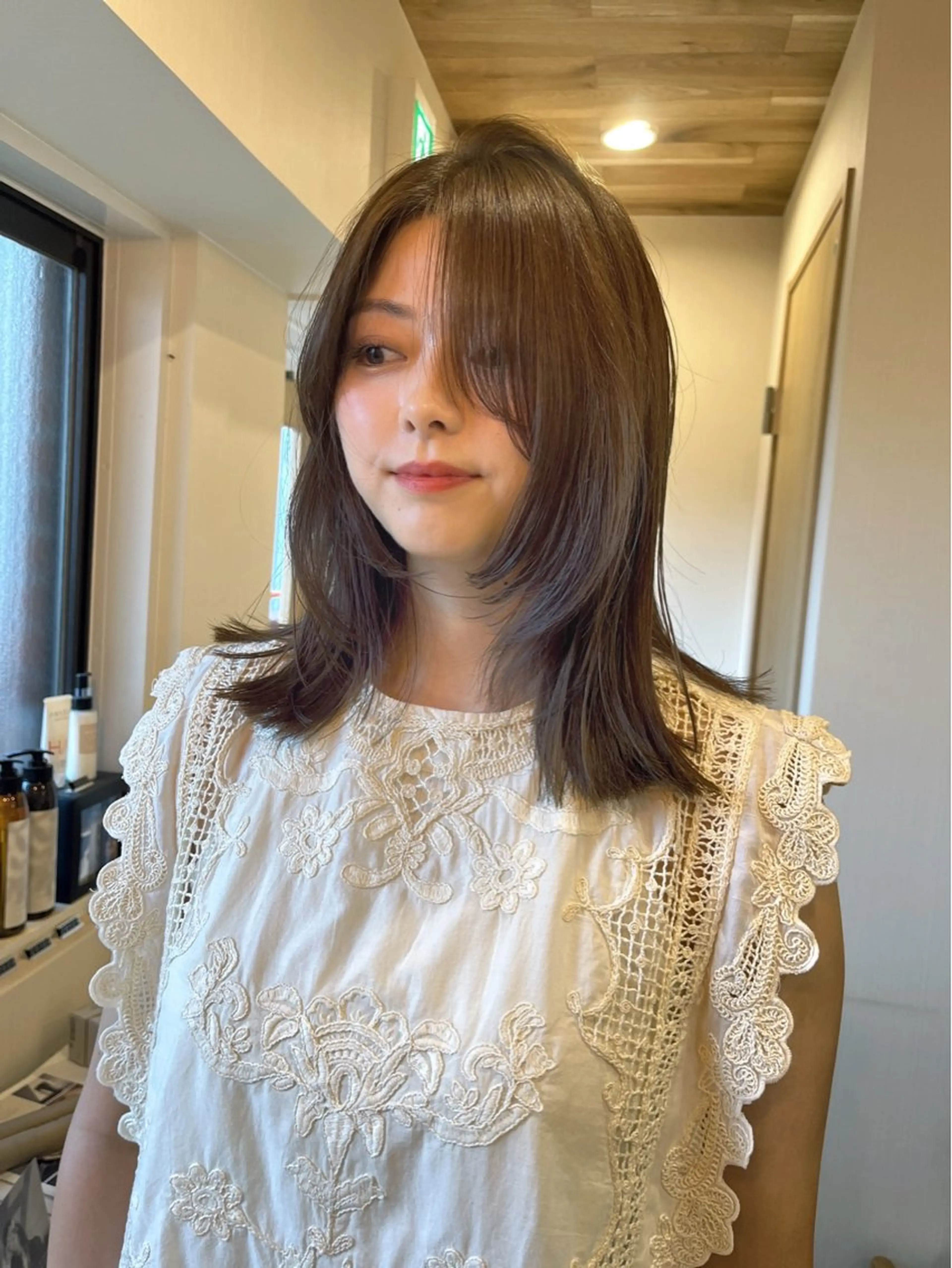 セミロング カラー CLOVE所属・下石怜子/レイヤー/ 透明感カラーのヘアスタイル